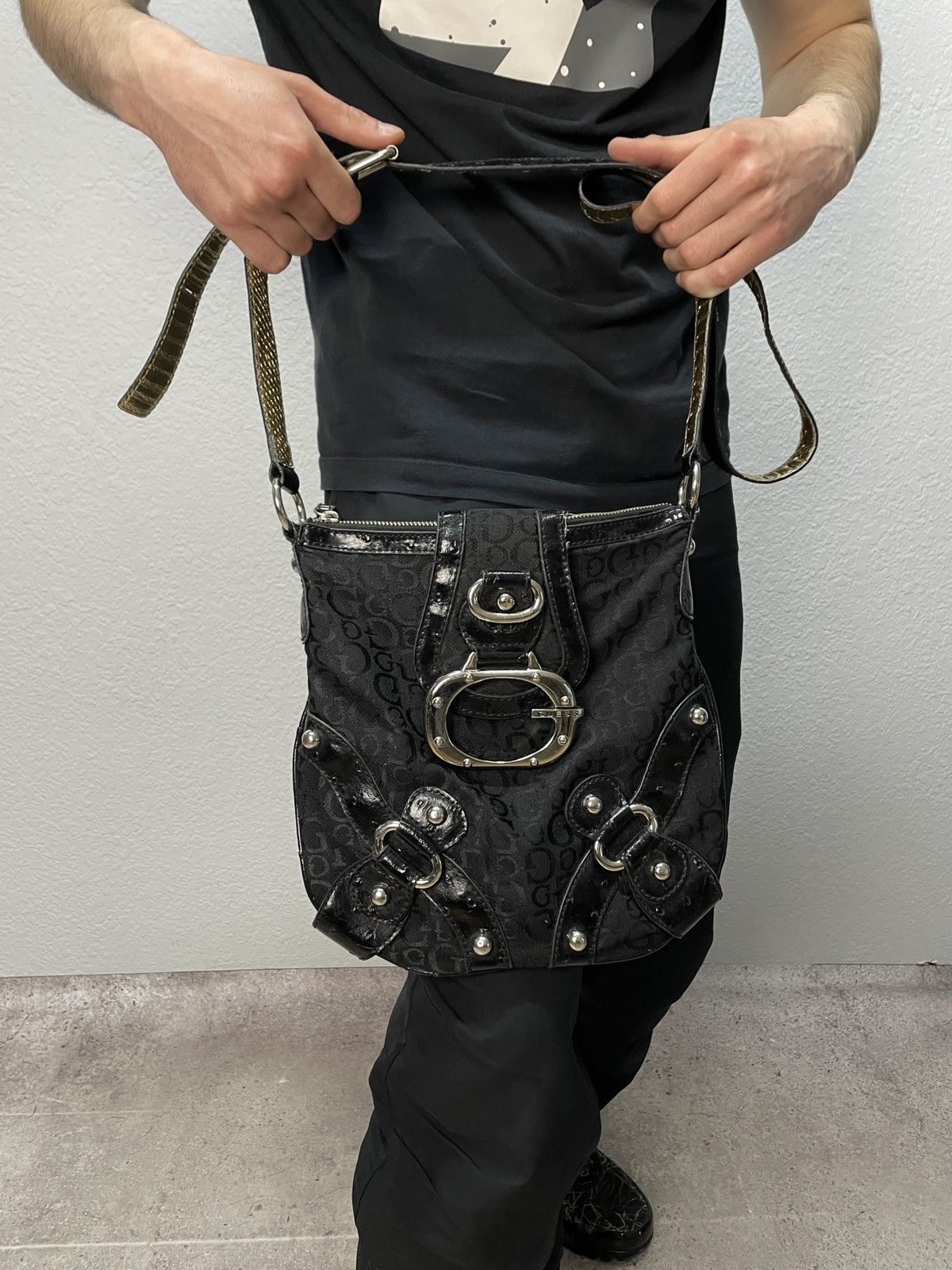 Guess × Vintage Rare🔥🔥 Y2K Vintage GUESS Baguette Shoulder Bag Denim Size ONE SIZE - 1 Thumbnail