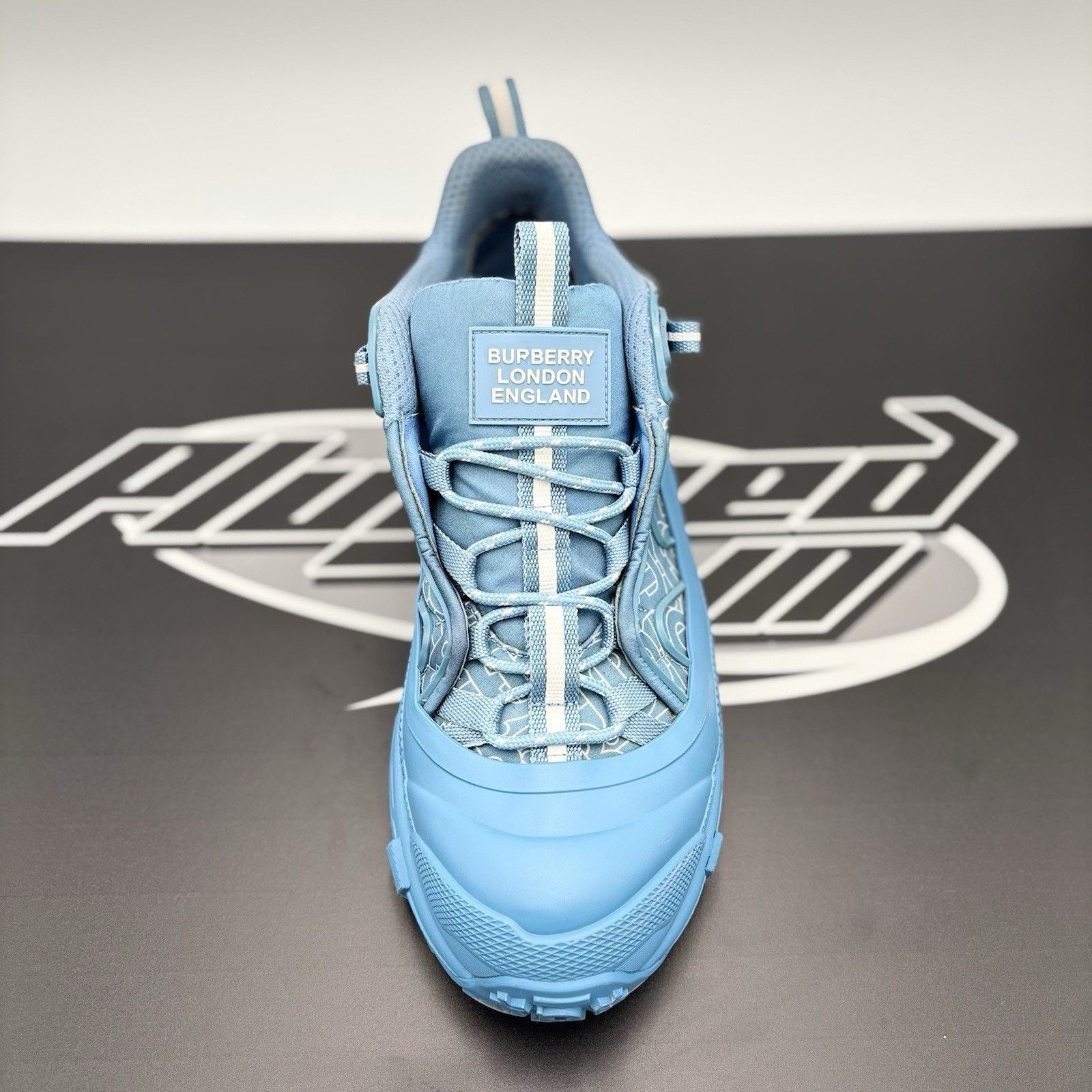 Burberry Burberry Arthur ‘ Blue ‘ Low-Top Sneakers Monogram | GREAT! Size US 12 / EU 45 - 14 Thumbnail