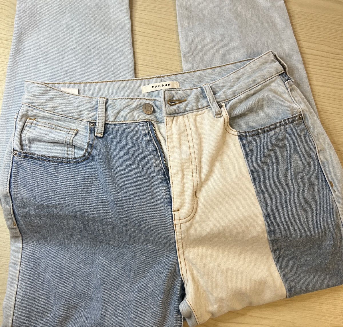 Pacsun Pacsun Mom Jeans Size 29" - 1 Thumbnail