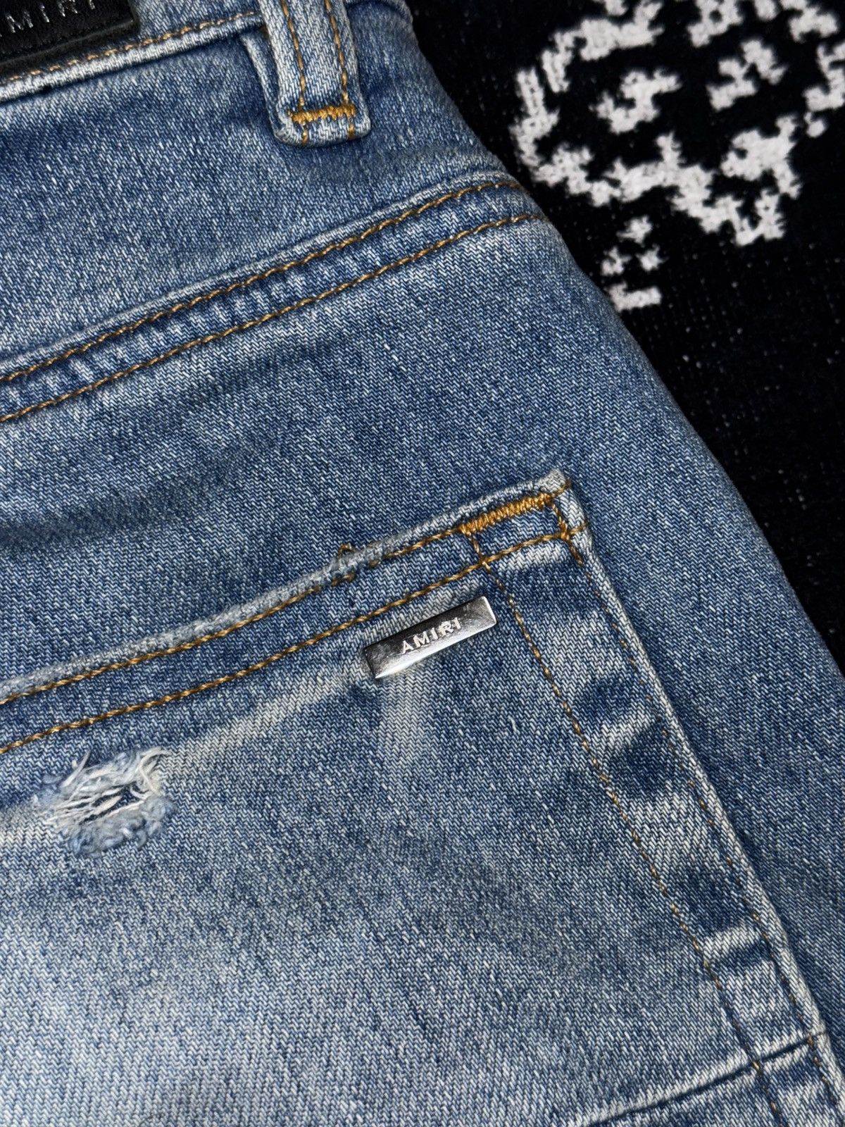 Amiri AMIRI BLUE DISTRESSED TRASHED JEANS Size US 31 - 14 Thumbnail
