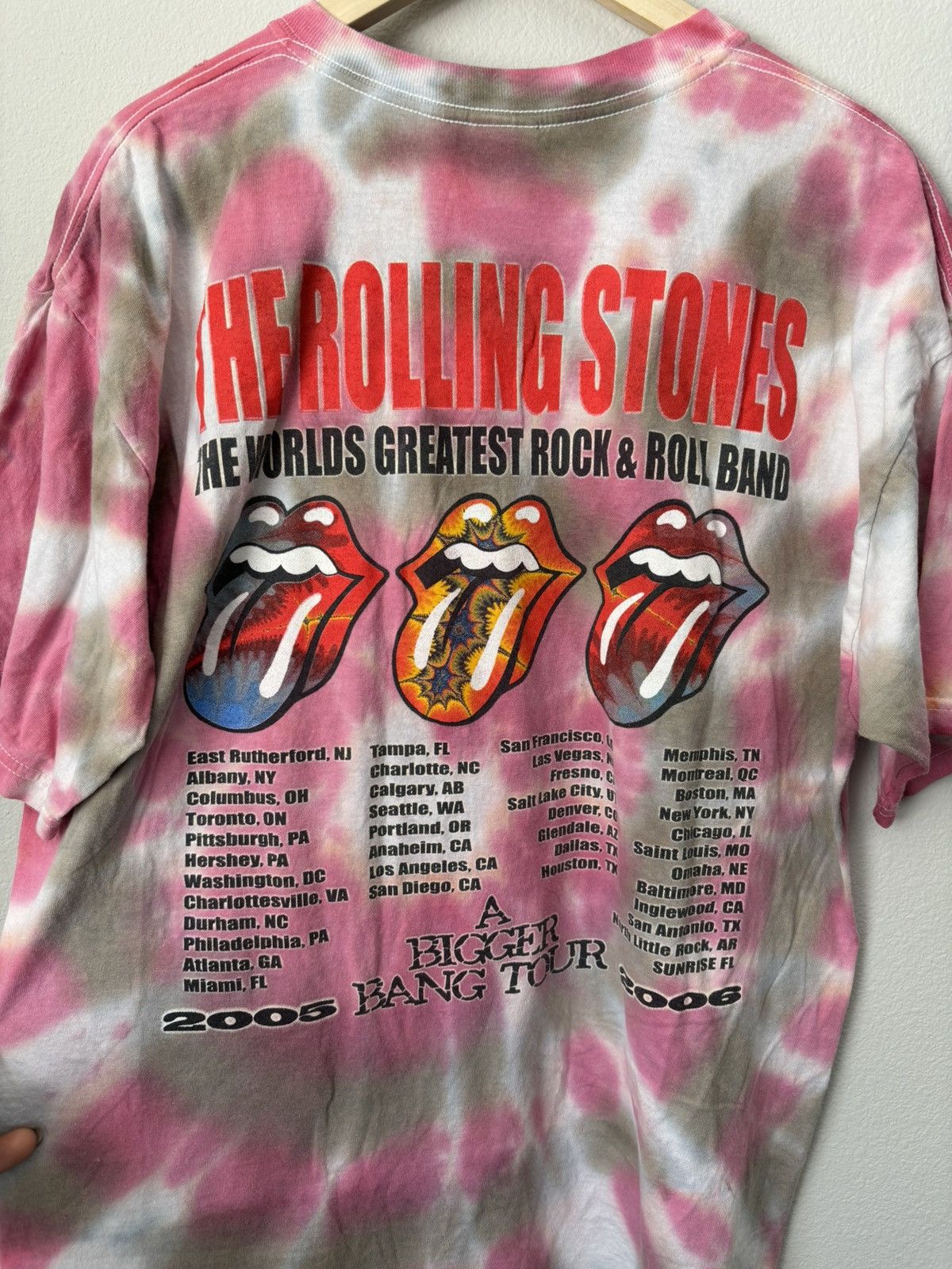 The Rolling Stones Vintage 2005-06 Rolling Stones A Bigger Bang Tour Shirt Size US L / EU 52-54 / 3 - 5 Thumbnail