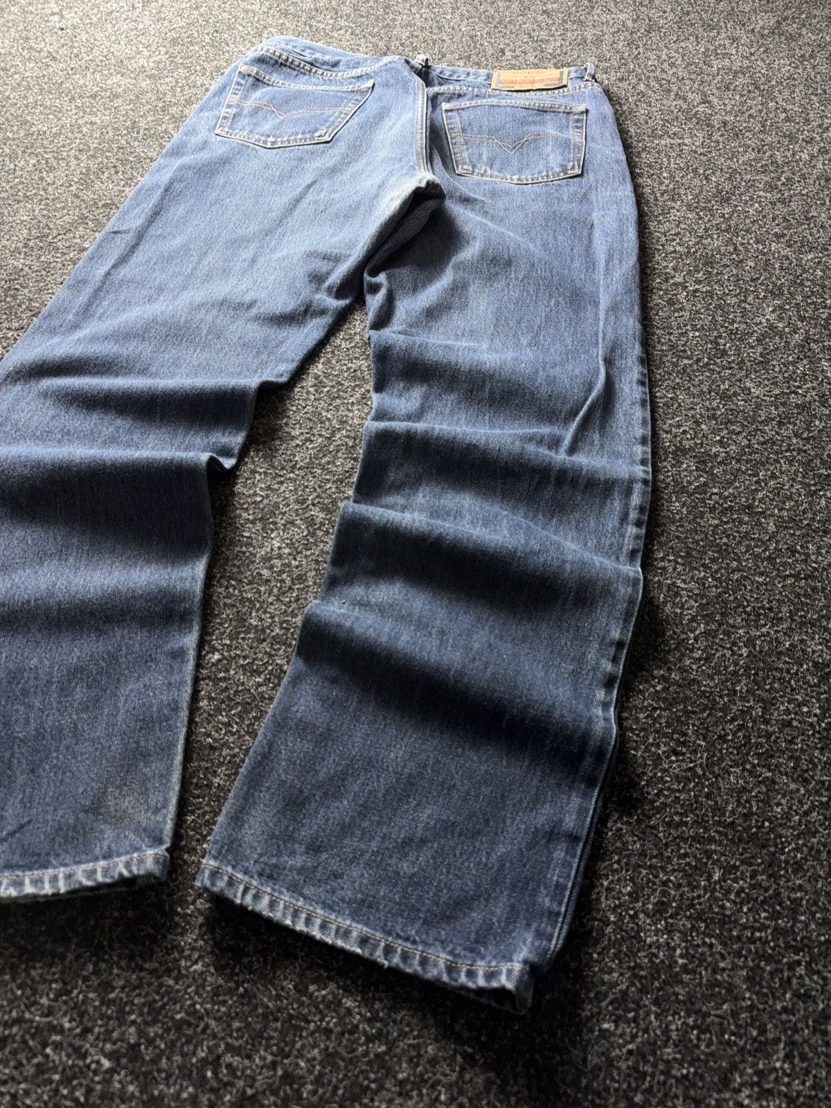 Diesel Luxury 90s Y2K Diesel Industry Made in Italy Straight Jeans Size US 36 / EU 52 - 14 Thumbnail