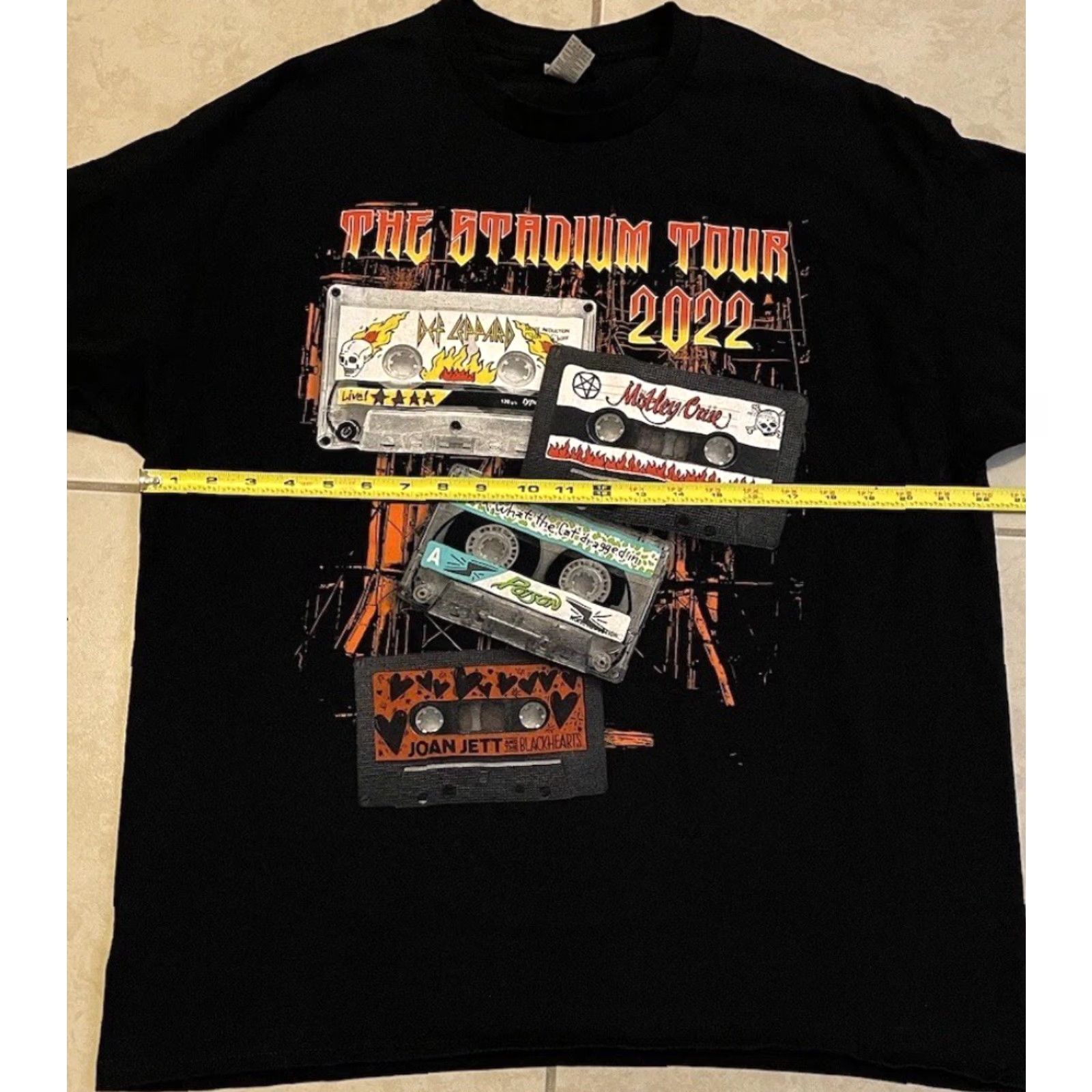 Vintage Motley Crue Def Leppard Poison Stadium Tour shirt XL Black 80s 90s Rock Punk Metal Concert Vintage Size US XL / EU 56 / 4 - 6 Thumbnail