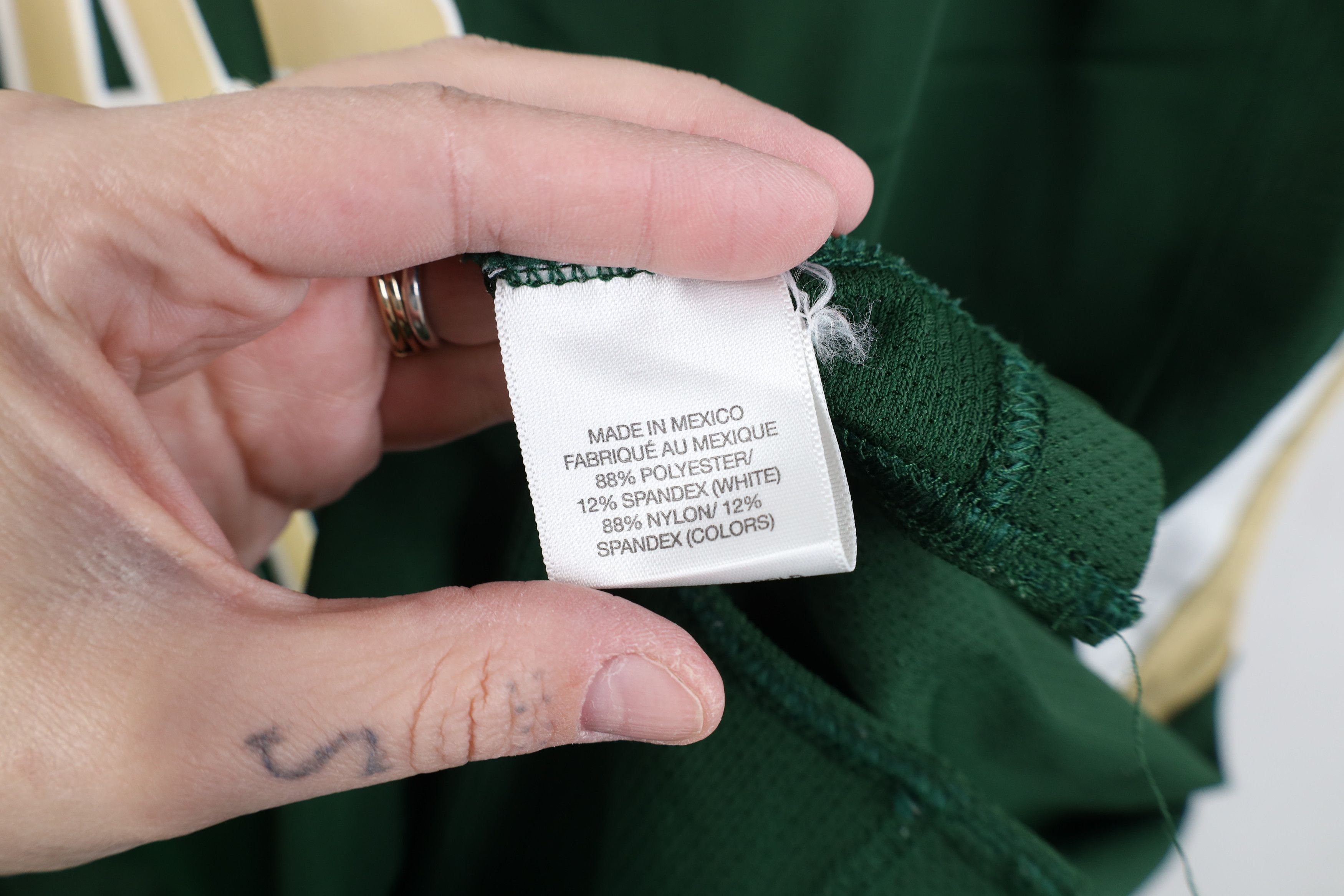 Under Armour Under Armour University of South Florida Basketball Jersey Size US XL / EU 56 / 4 - 11 Thumbnail
