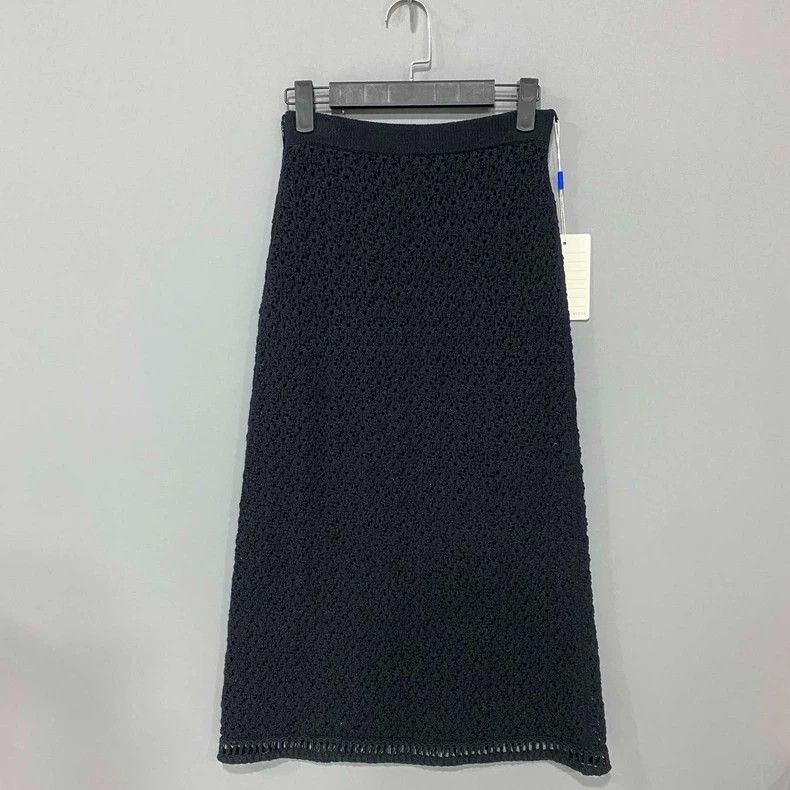 Chanel Chanel Black braided skirt 2504-Nextarrow Size 42" / US 20 - 4 Thumbnail