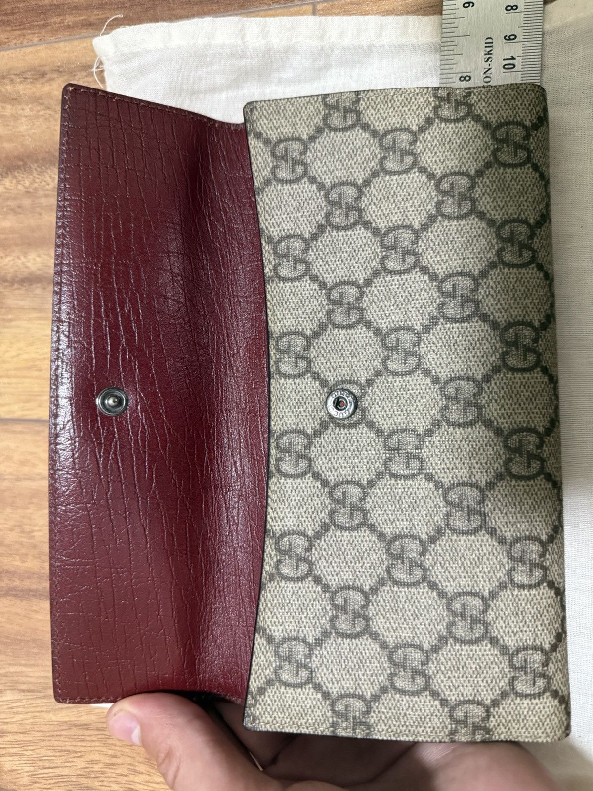 Gucci Continental Wallet – GG Supreme Red Leather