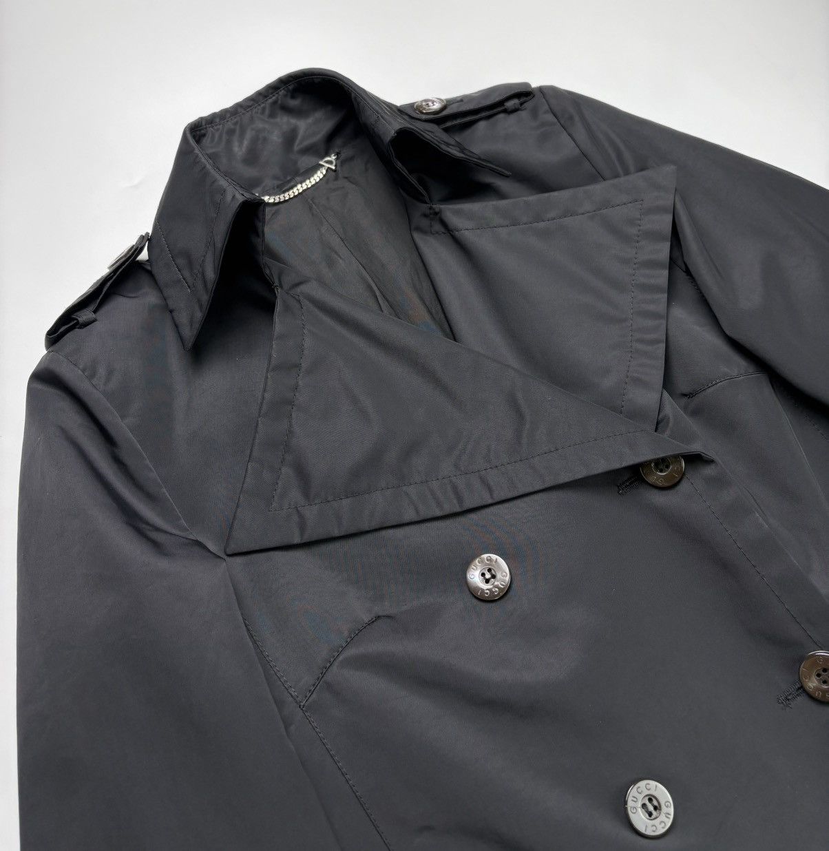 Gucci 1995 Gucci Tom Ford Nylon Trench Coat Size XS / US 0-2 / IT 36-38 - 2 Thumbnail