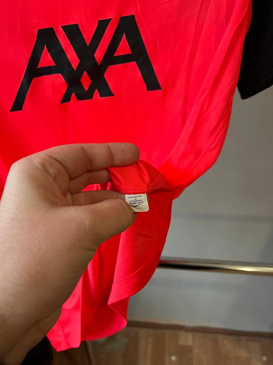 Nike 2020/21 LIVERPOOL TRAINING SOCCER JERSEY FOOTBALL SHIRT SZ M Size US M / EU 48-50 / 2 - 9 Thumbnail