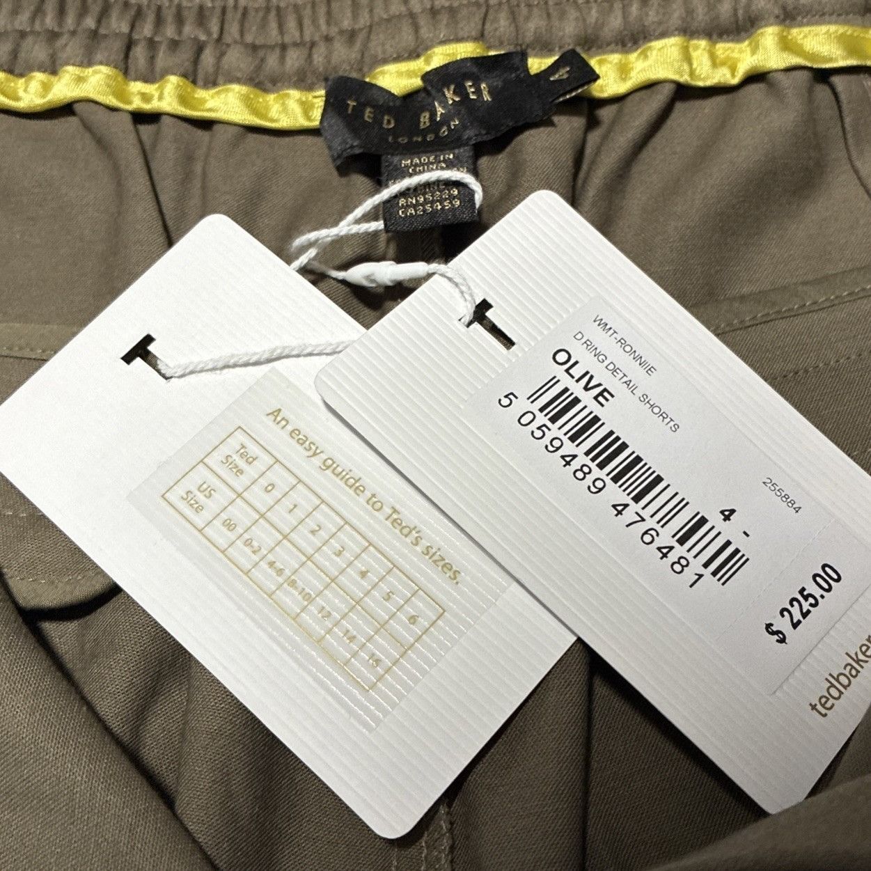 Ted Baker NWT Ted Baker RONNIIE Olive D-Ring Detail High-Waisted Short Size 27" / US 4 / IT 40 - 3 Thumbnail