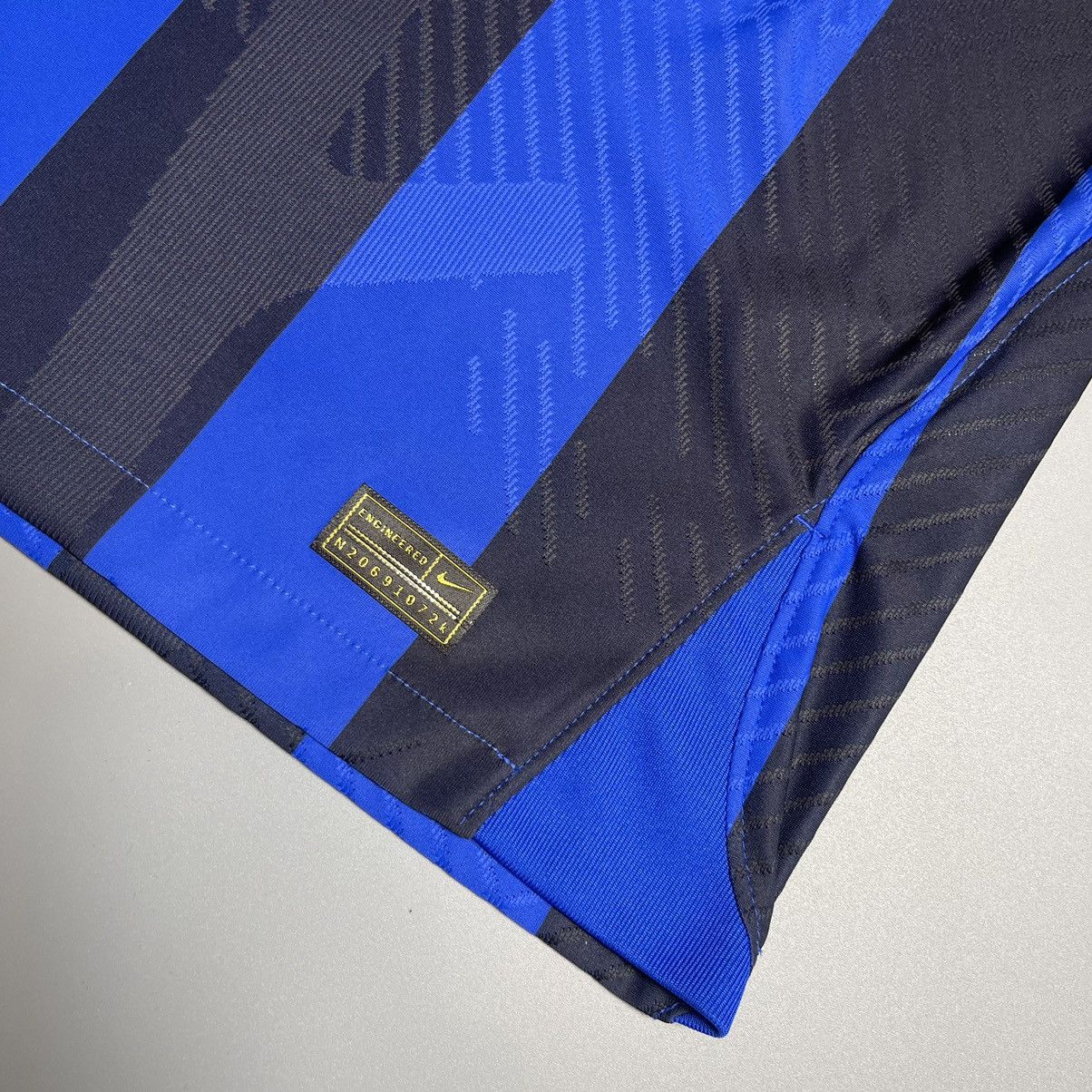 Vintage NWT INTER NIKE 2022/2023 FOOTBALL HOME JERSEY #10 MARTINEZ Size US L / EU 52-54 / 3 - 13 Thumbnail