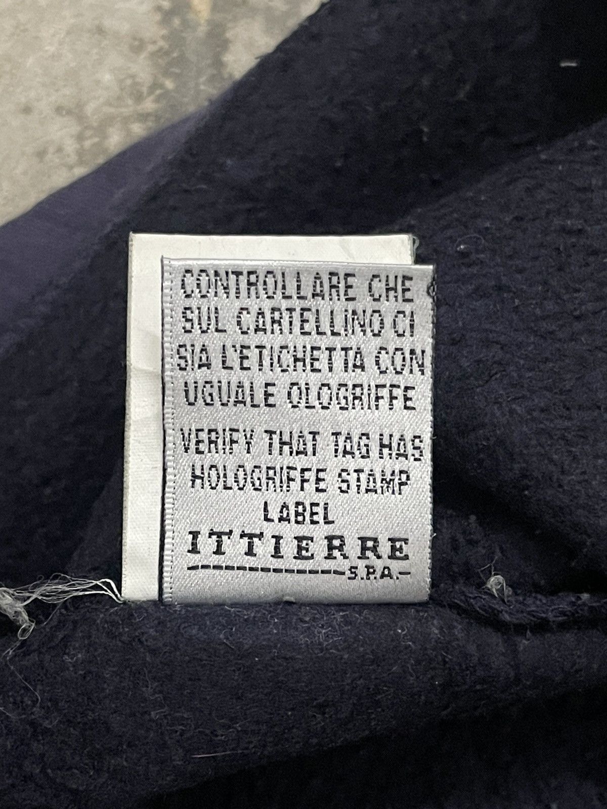 Versace Jeans Couture Vintage Versace Jeans Couture Sweater Big Spellout Logo Size US M / EU 48-50 / 2 - 8 Thumbnail