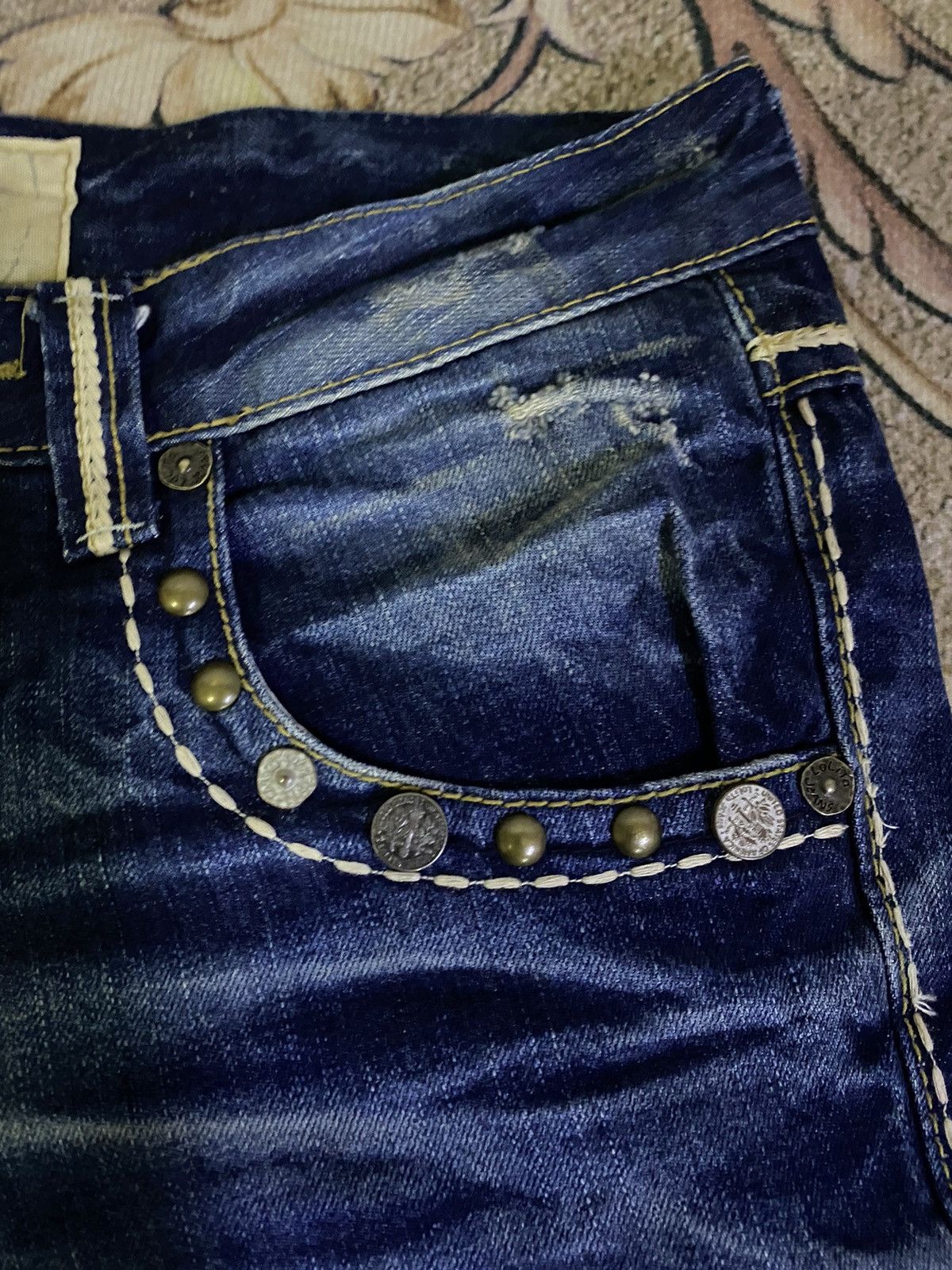 If Six Was Nine Vintage Yoshitomo Nara Lolita Distressed Denim Size US 32 / EU 48 - 7 Thumbnail
