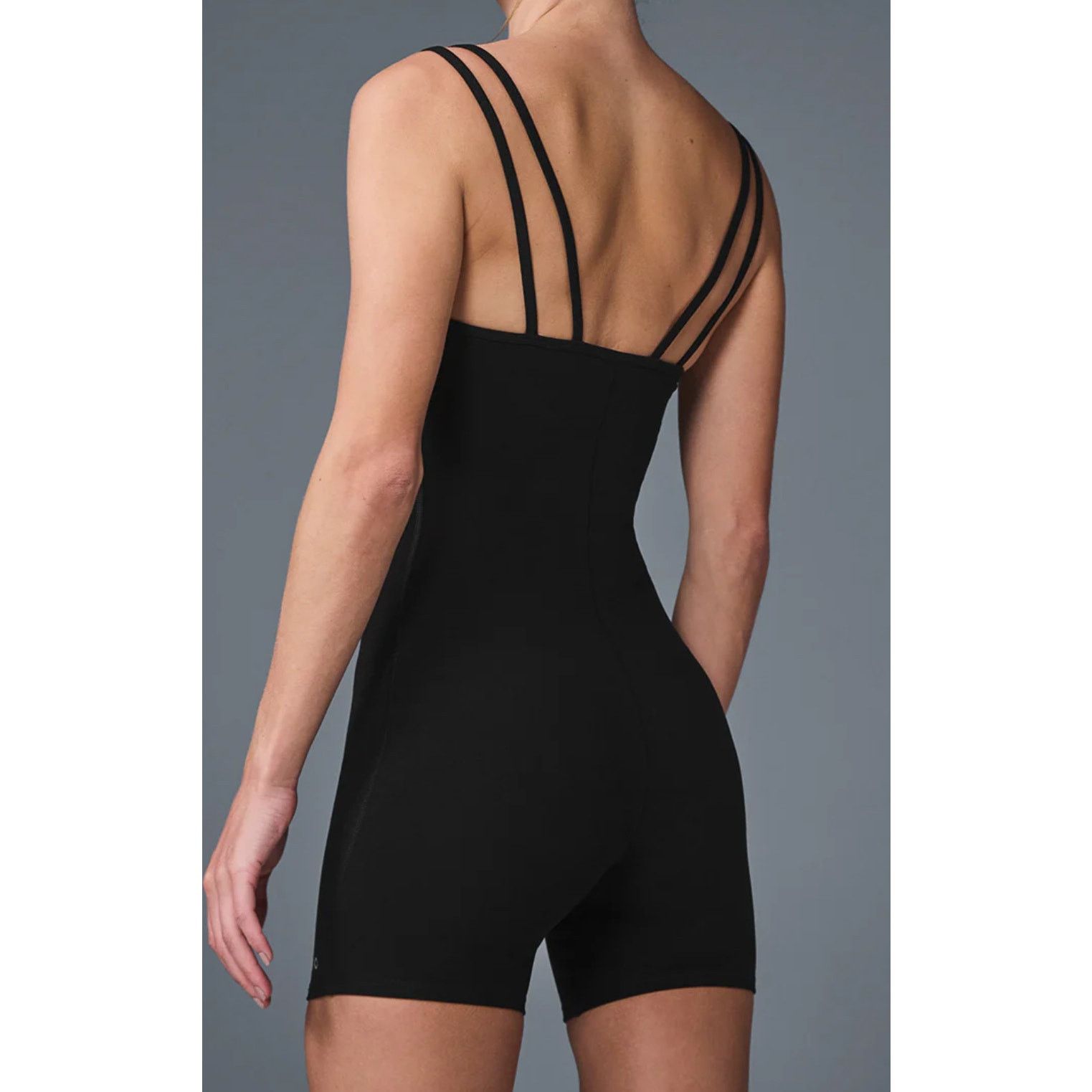 Alo Yoga Alo Yoga Alosoft Suns Out Black Size S V-Neck Double Straps Size S / US 4 / IT 40 - 3 Thumbnail