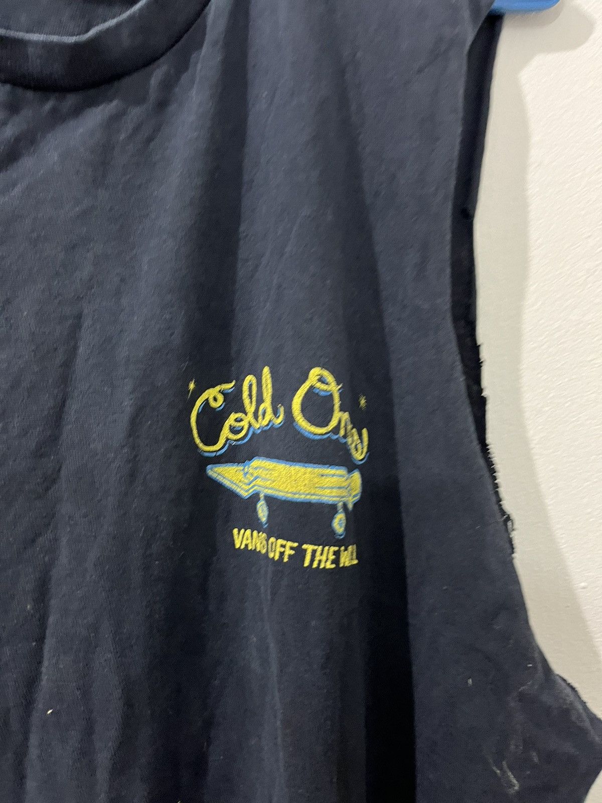 Vans Vintage Y2K Distressed Cropped Sleeves Cold Ones Vans Tee Size US XL / EU 56 / 4 - 7 Thumbnail