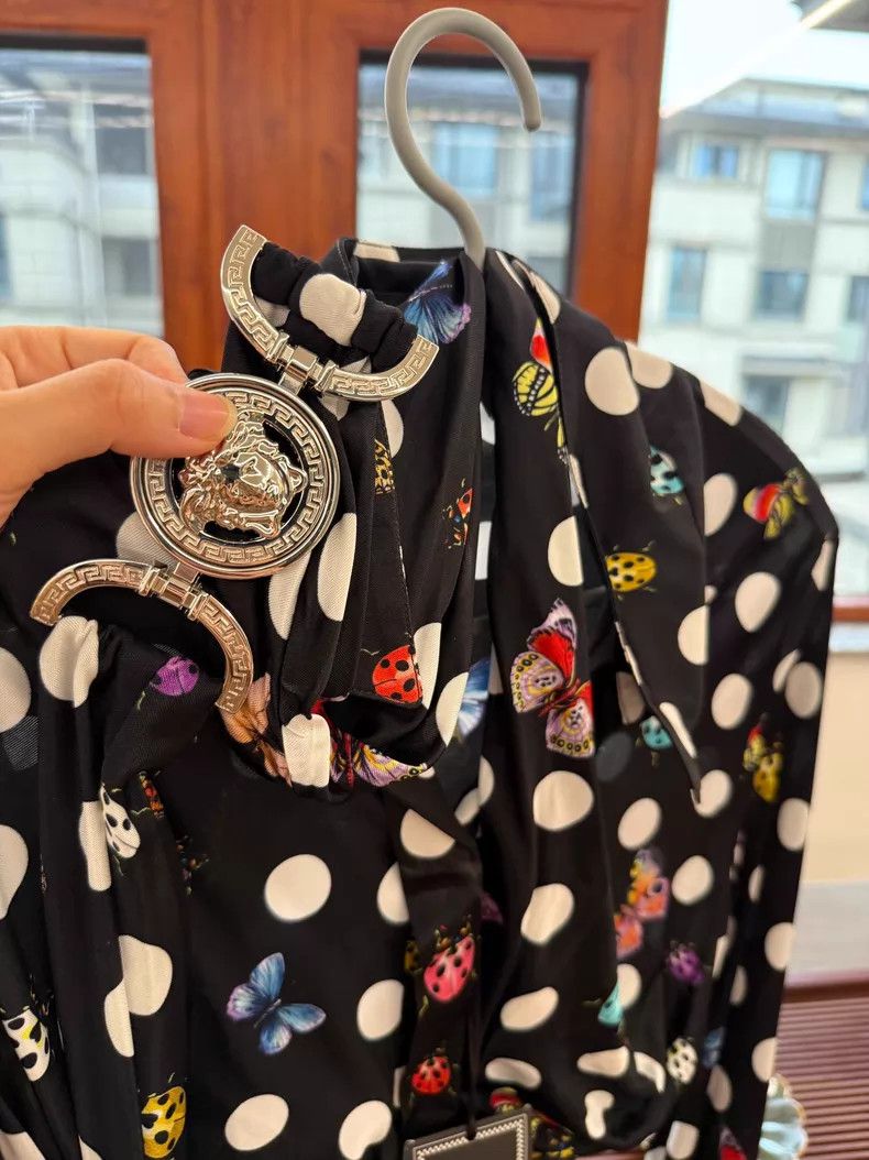 Versace Versace Polka dot butterfly shirt Size S / US 4 / IT 40 - 3 Thumbnail