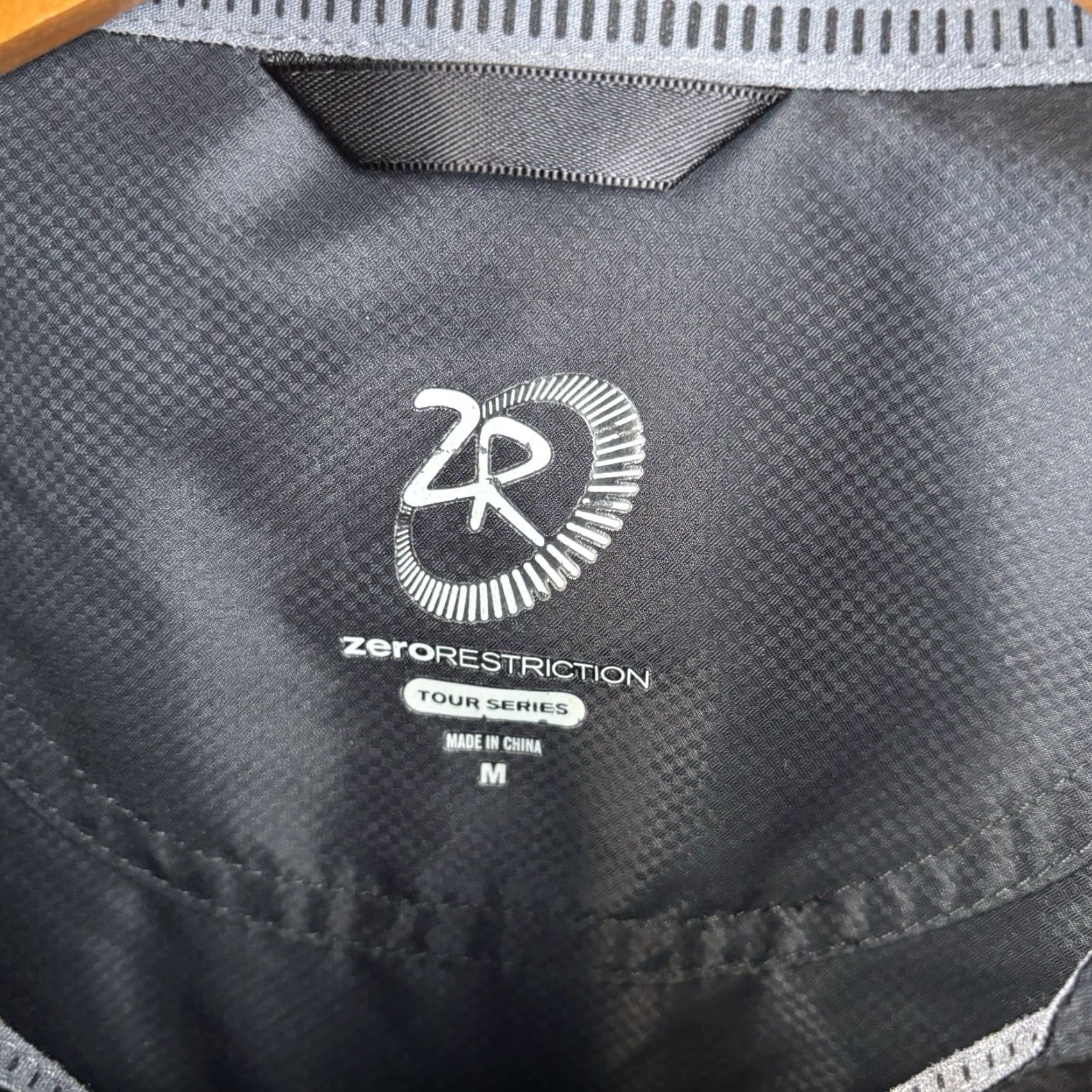 Logo 7 Zero Restriction Windbreaker Vest Men M Black 1/2 Zip Logo Golf Jacket Size US M / EU 48-50 / 2 - 4 Thumbnail