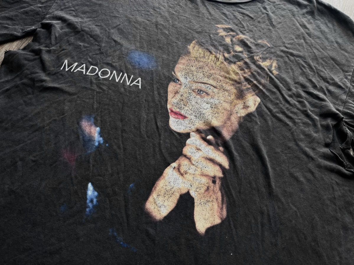 Band Tees × Vintage Vintage Madonna Oversized Natural Distressed singer Shirt Size US XL / EU 56 / 4 - 3 Thumbnail