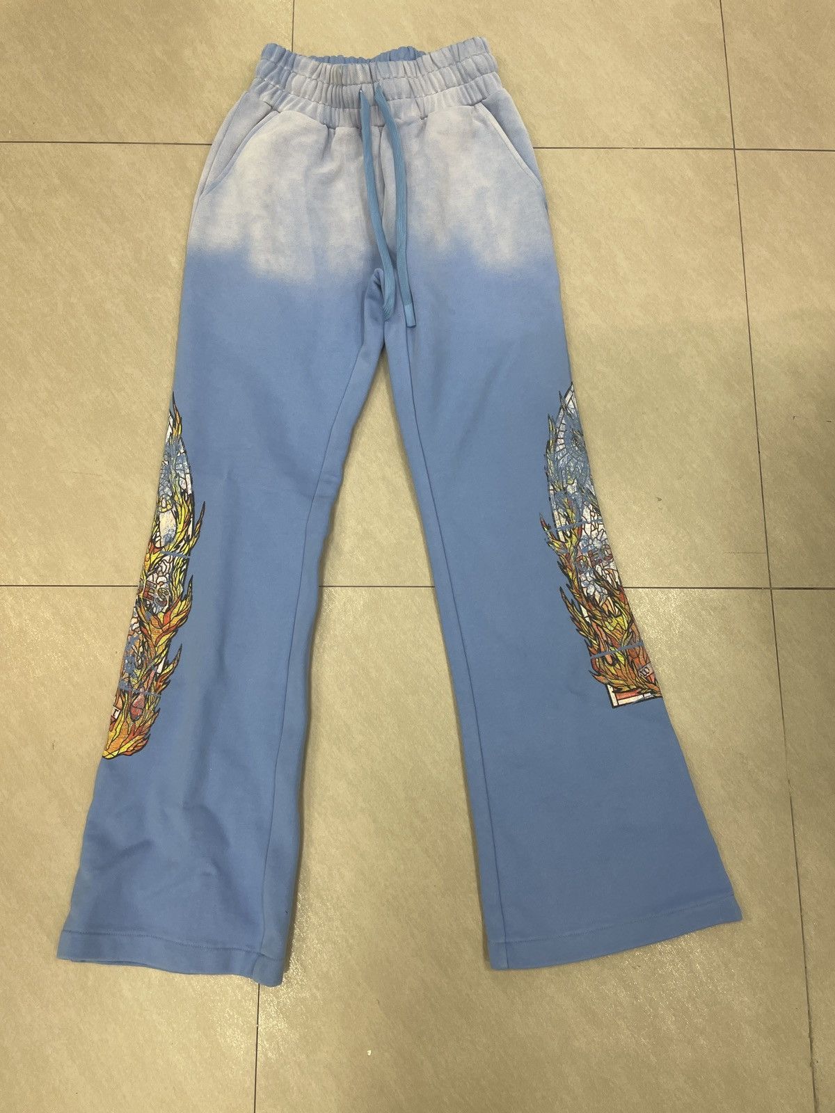 Who Decides War Who Decides War Faded Flame Glass X-Small Size US 28 / EU 44 - 1 Thumbnail