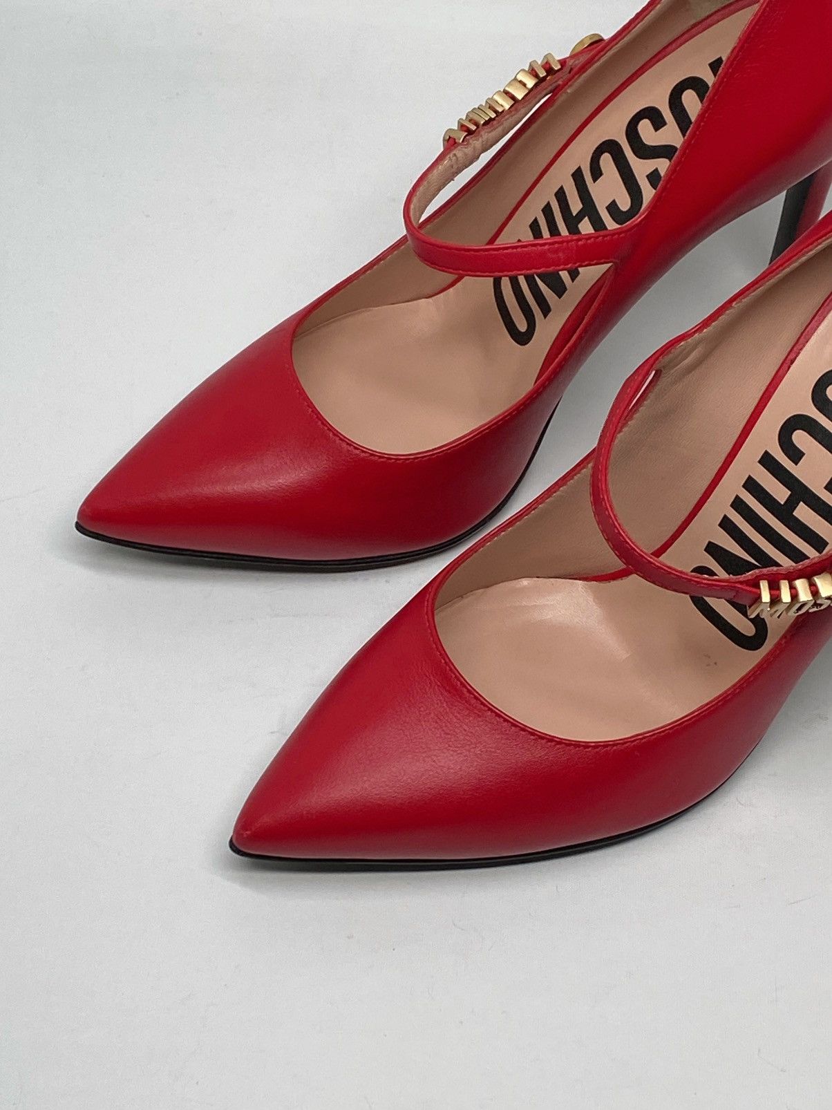 Moschino Moschino Leather Mary Jane Pump size 36 Size US 6 / IT 36 - 8 Thumbnail