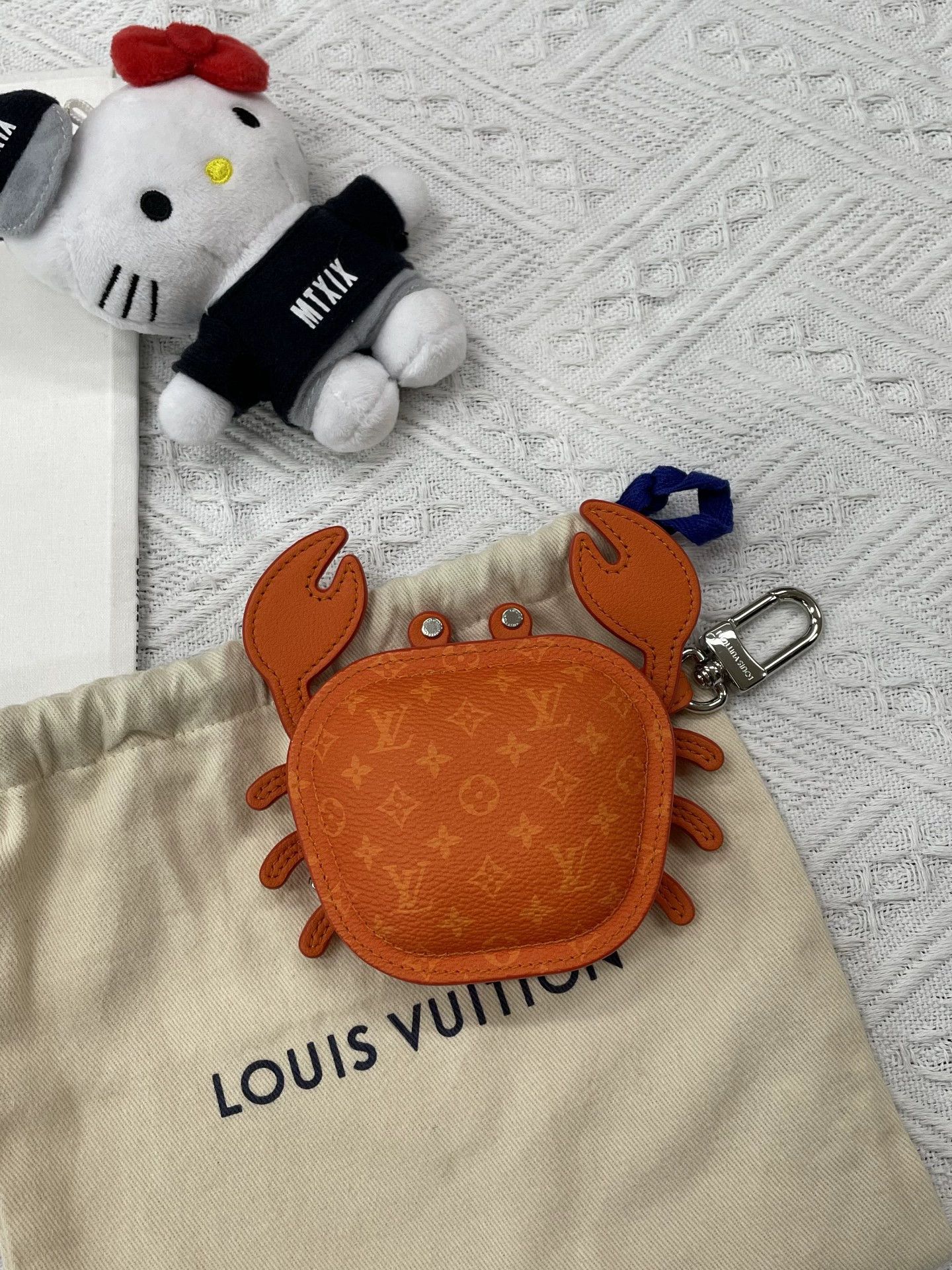 Louis Vuitton LV Orange Crab Charm Keychain/Bag Charm Dust Bag Size ONE SIZE - 1 Thumbnail