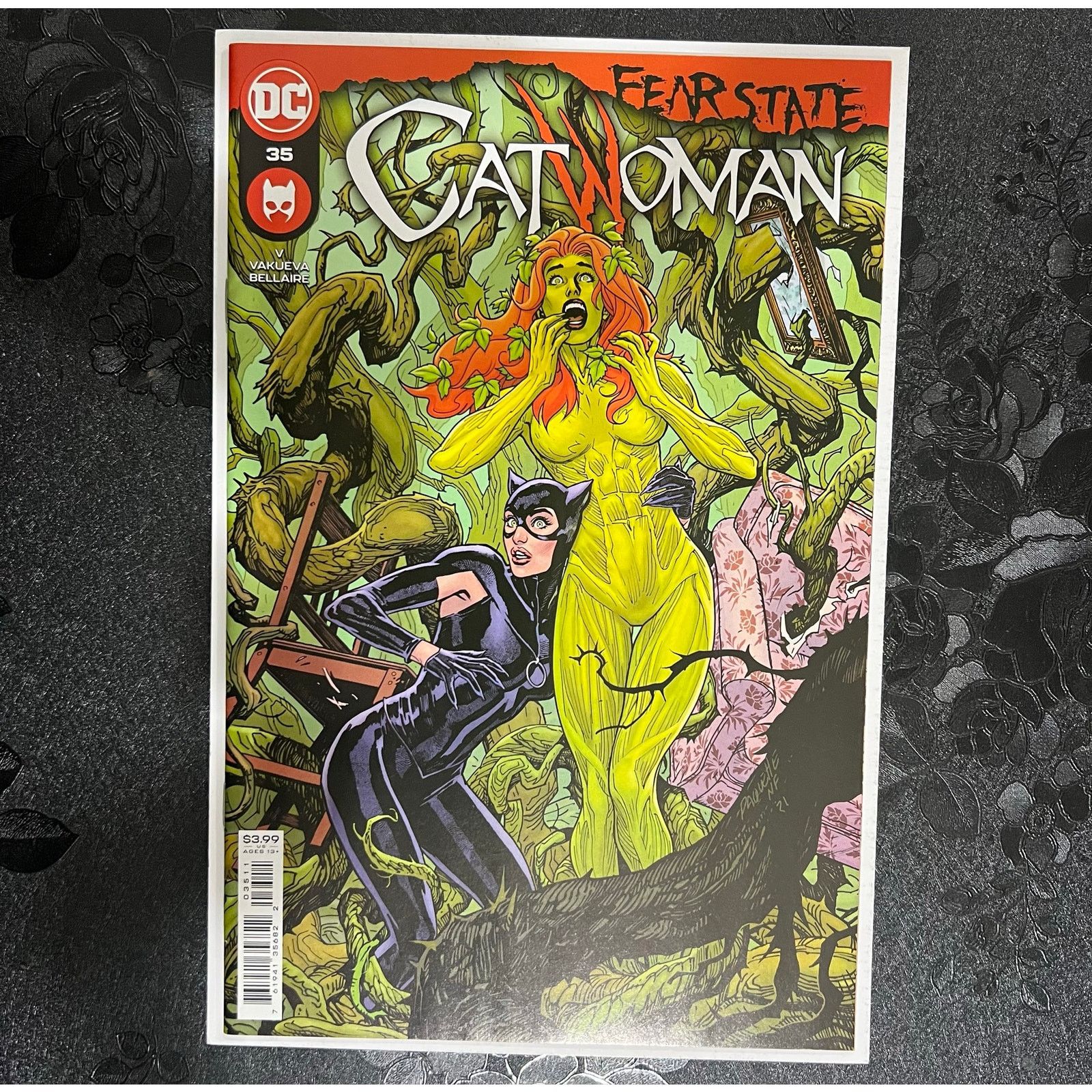 DC Comics Catwoman # 35 Nov 2021 DC Comics Size ONE SIZE - 1 Thumbnail