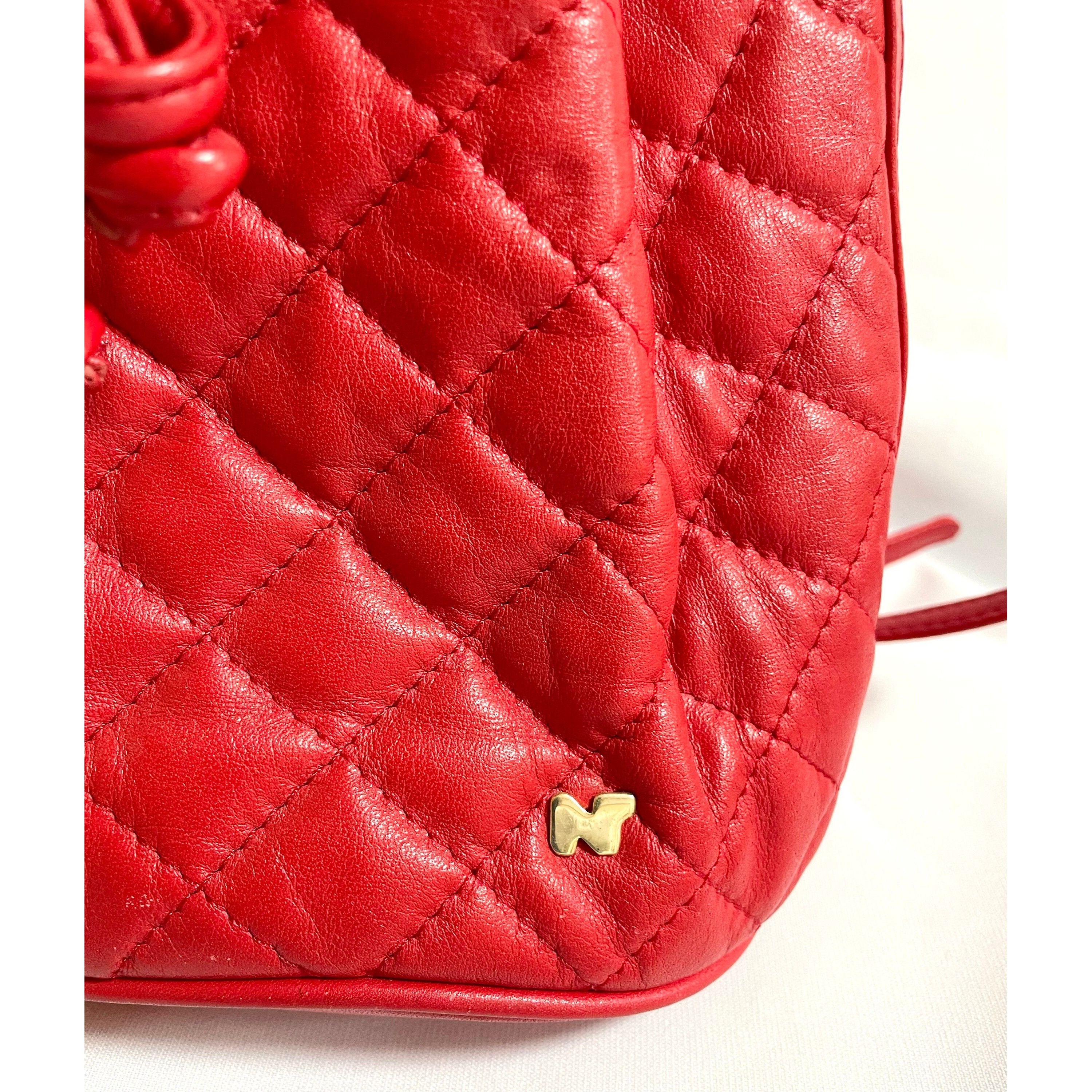 Nina Ricci Vintage Nina Ricci red quilted leather mini hobo bucket bag Size ONE SIZE - 4 Thumbnail