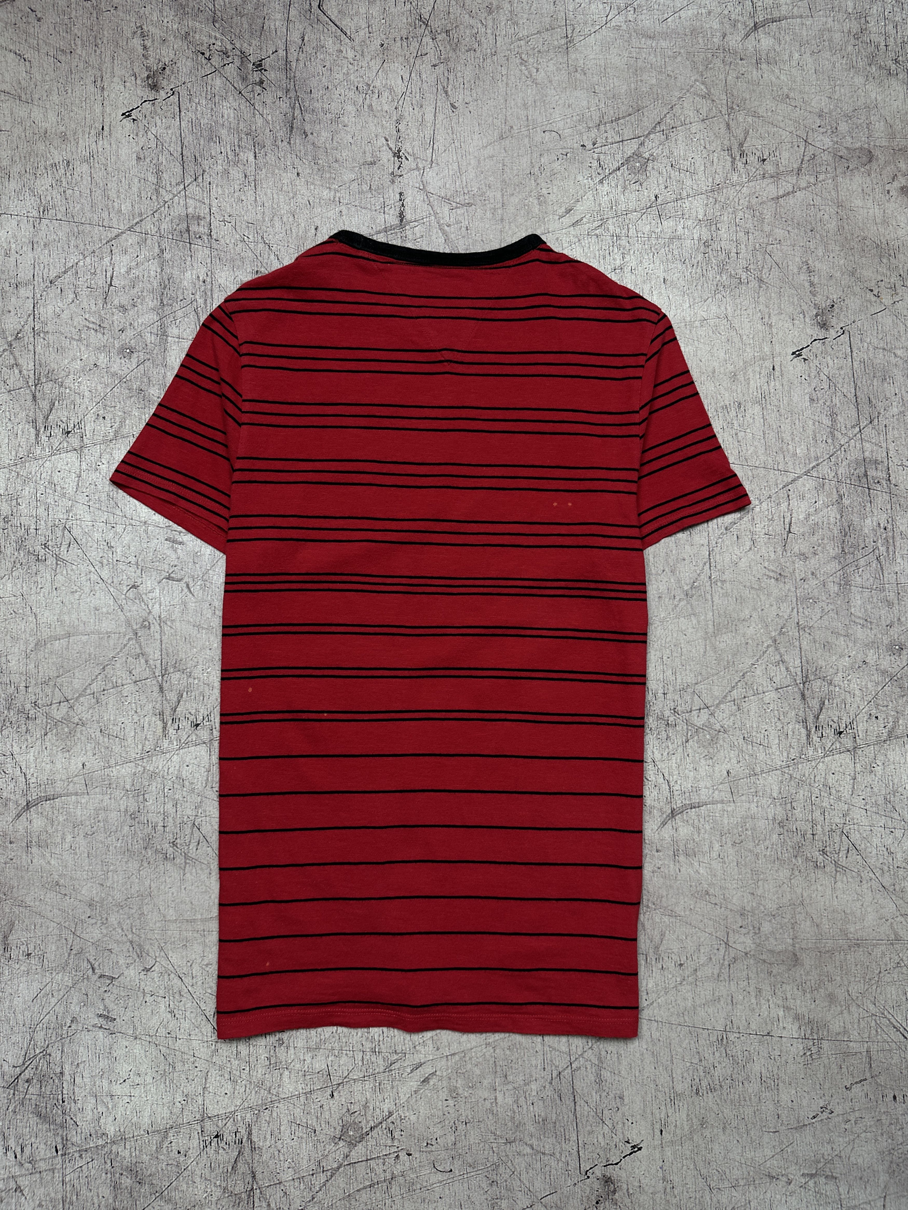 Guess Guess Vintage Mens Center Logo Striped T-Shirt Size US S / EU 44-46 / 1 - 6 Thumbnail