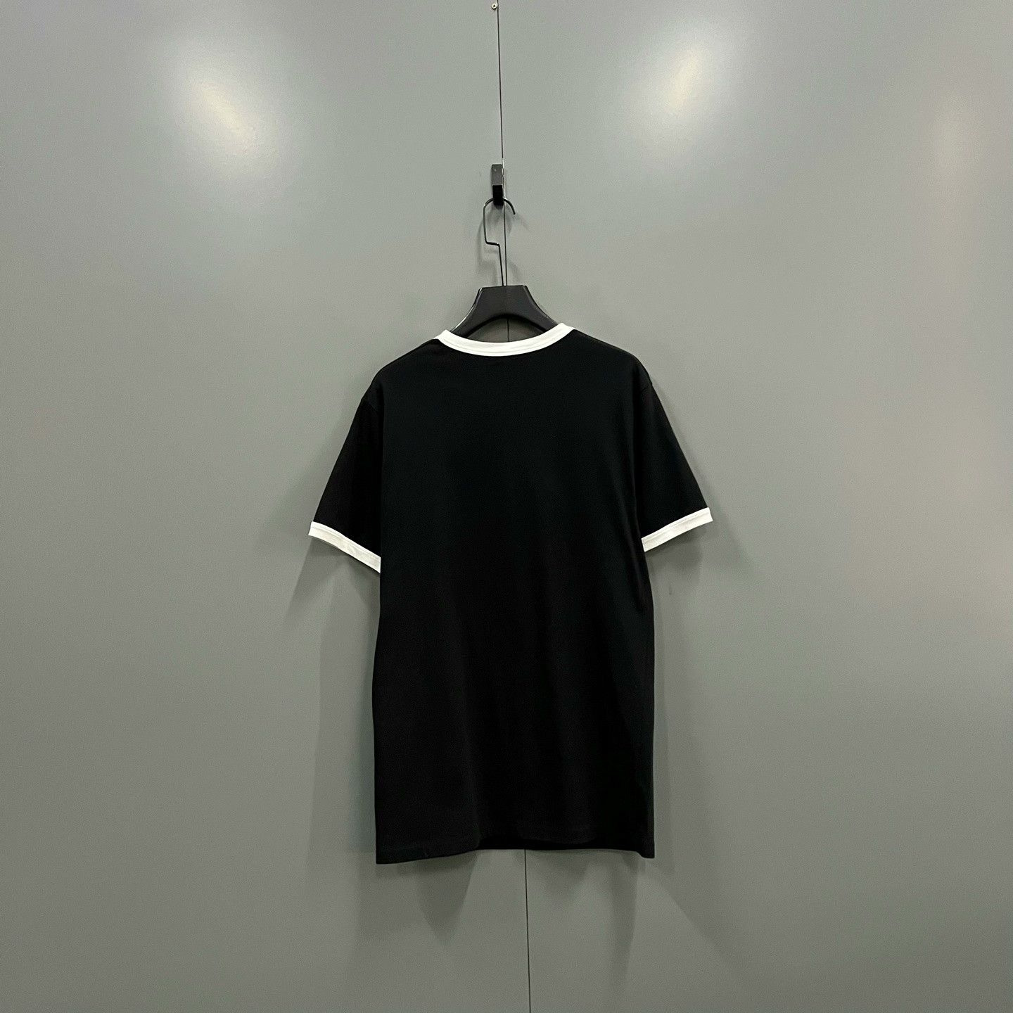 Gucci Gucci x Adidas Printed Logo Short Sleeve Size US M / EU 48-50 / 2 - 2 Thumbnail