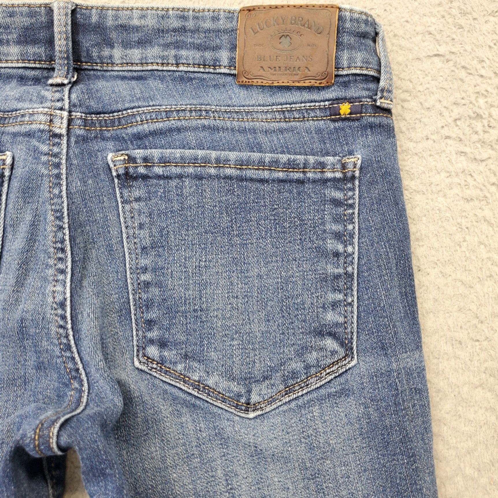 Lucky Brand Lucky Brand Jeans Women 2 Denim Slim Stretch 5-Pocket Blue 28 Inseam 26.5 Inseam Vintage: No Size 2 Size 26" / US 2 / IT 38 - 8 Thumbnail