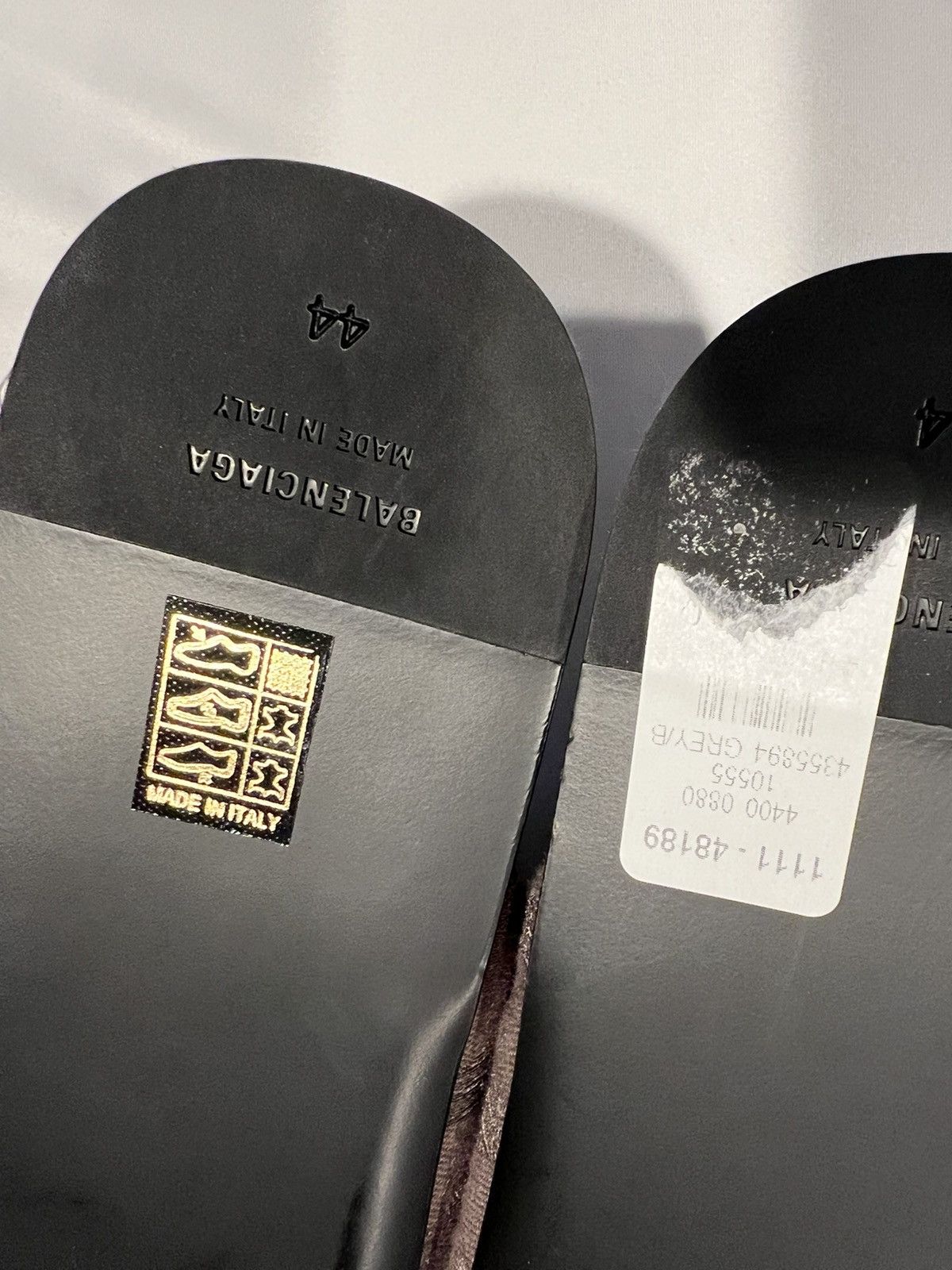 Balenciaga Balenciaga mens slides. 44/11. $690 Size US 11 / EU 44 - 8 Thumbnail