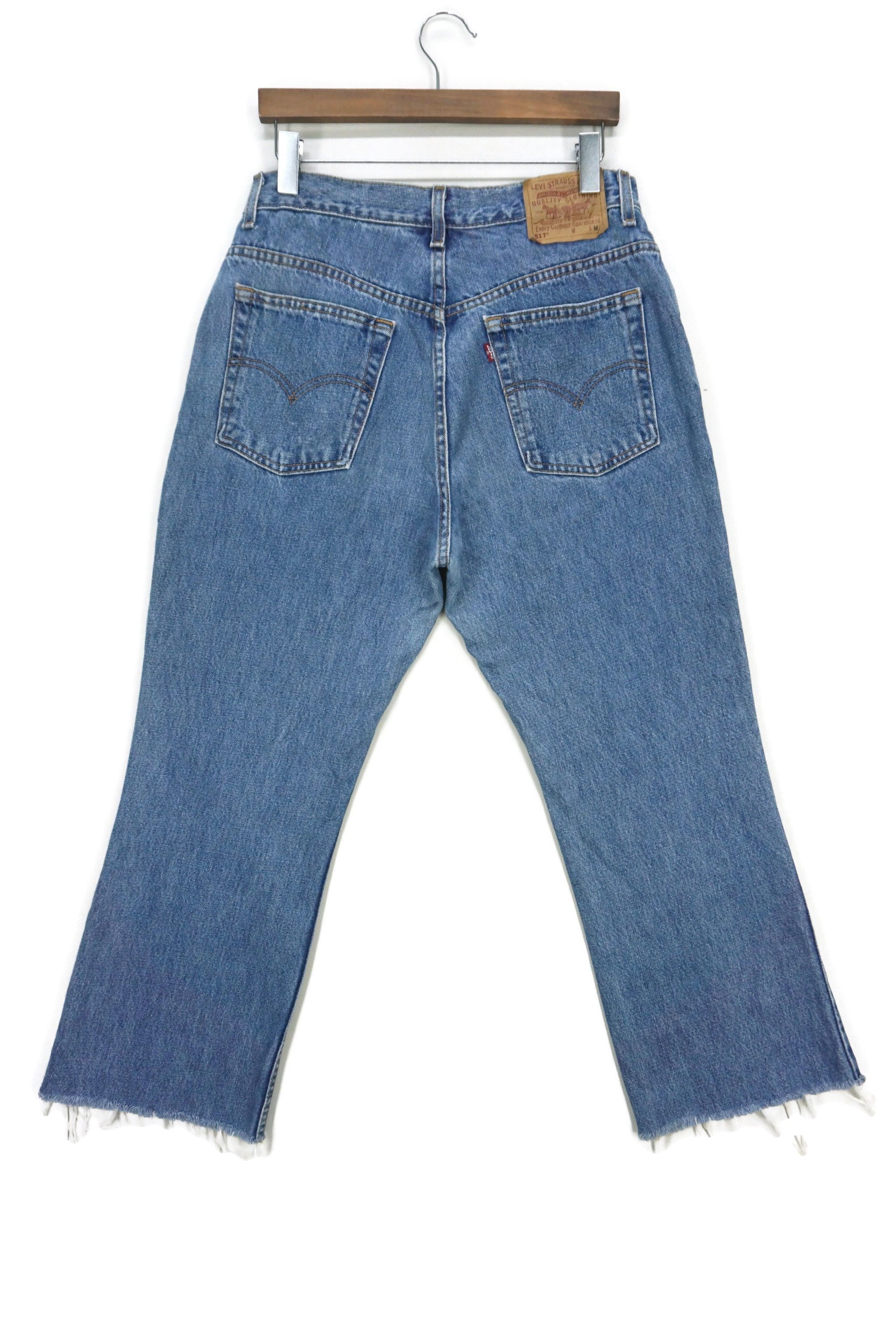 Levi's Vintage Levi's 517 Jeans W32xL26.5 11517-4892 Cropped Denim Size US 32 / EU 48 - 1 Thumbnail