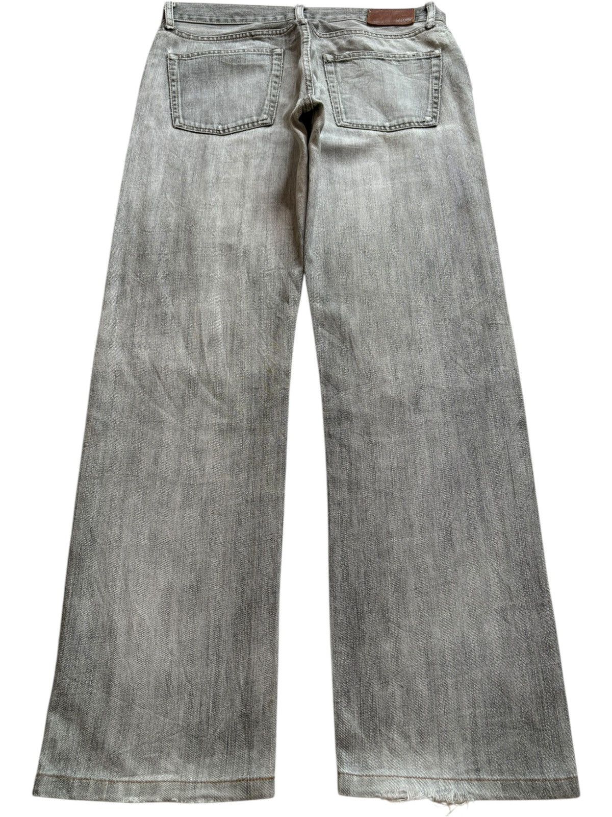 Japanese Brand × Uniqlo Vintage Japanese Uniqlo Faded Wash Distressed Loose Jeans Size US 34 / EU 50 - 2 Thumbnail