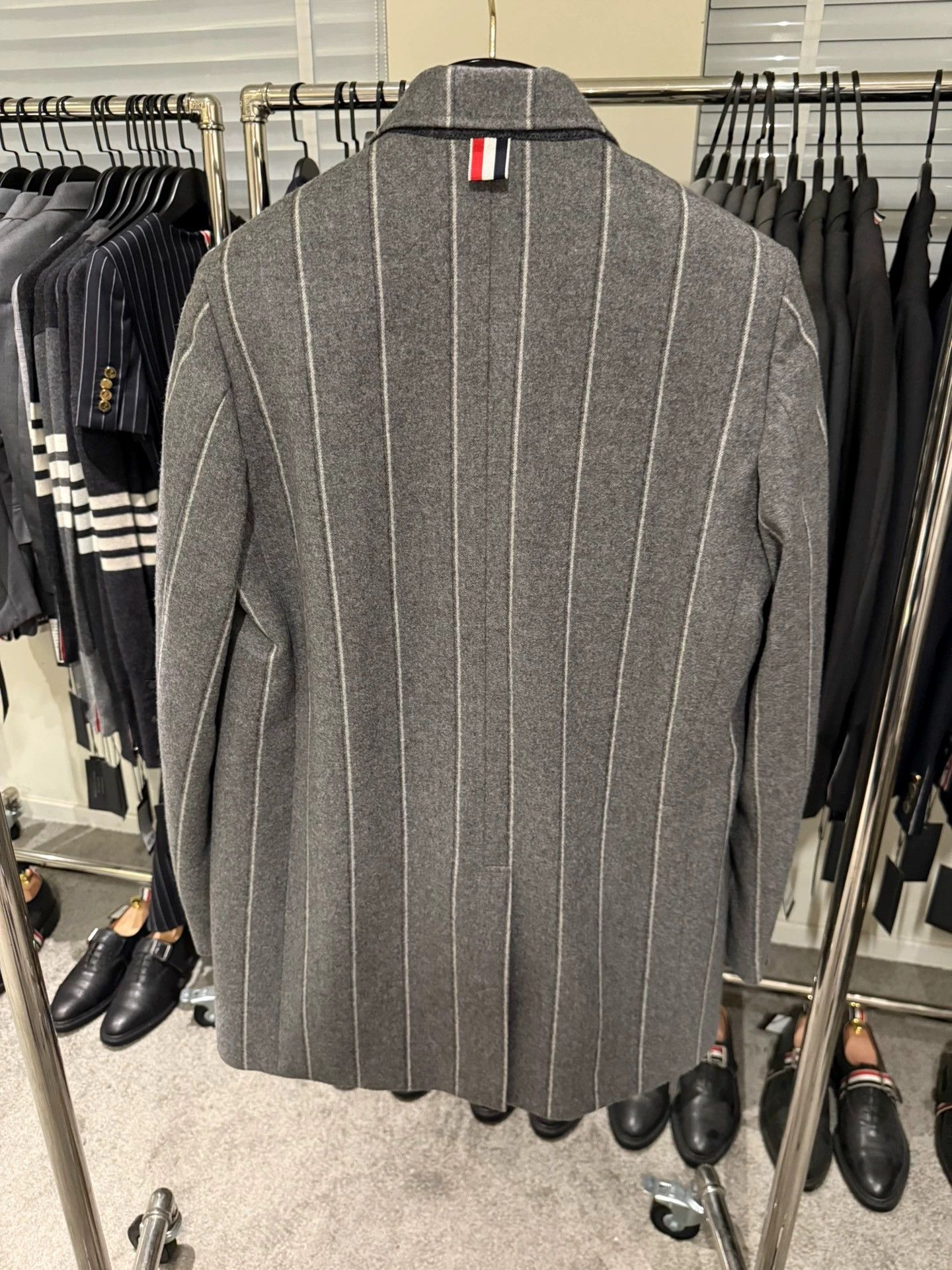 Thom Browne Thom Browne Women's Rare Mid-Gray Stripe Wool Coat Size36 Size XS / US 0-2 / IT 36-38 - 2 Thumbnail