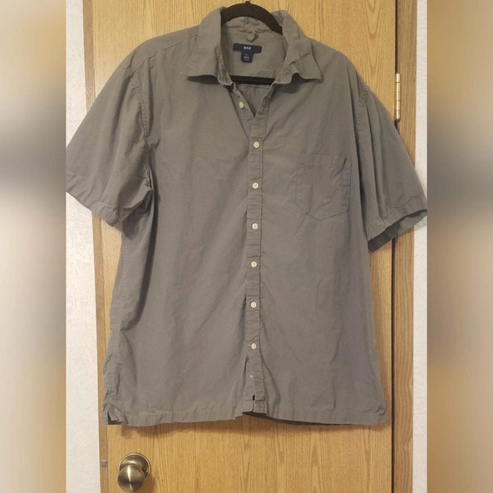 Gap GAP Men's Casual Gray Button Down Shirt Size XXL Size US XXL / EU 58 / 5 - 1 Thumbnail