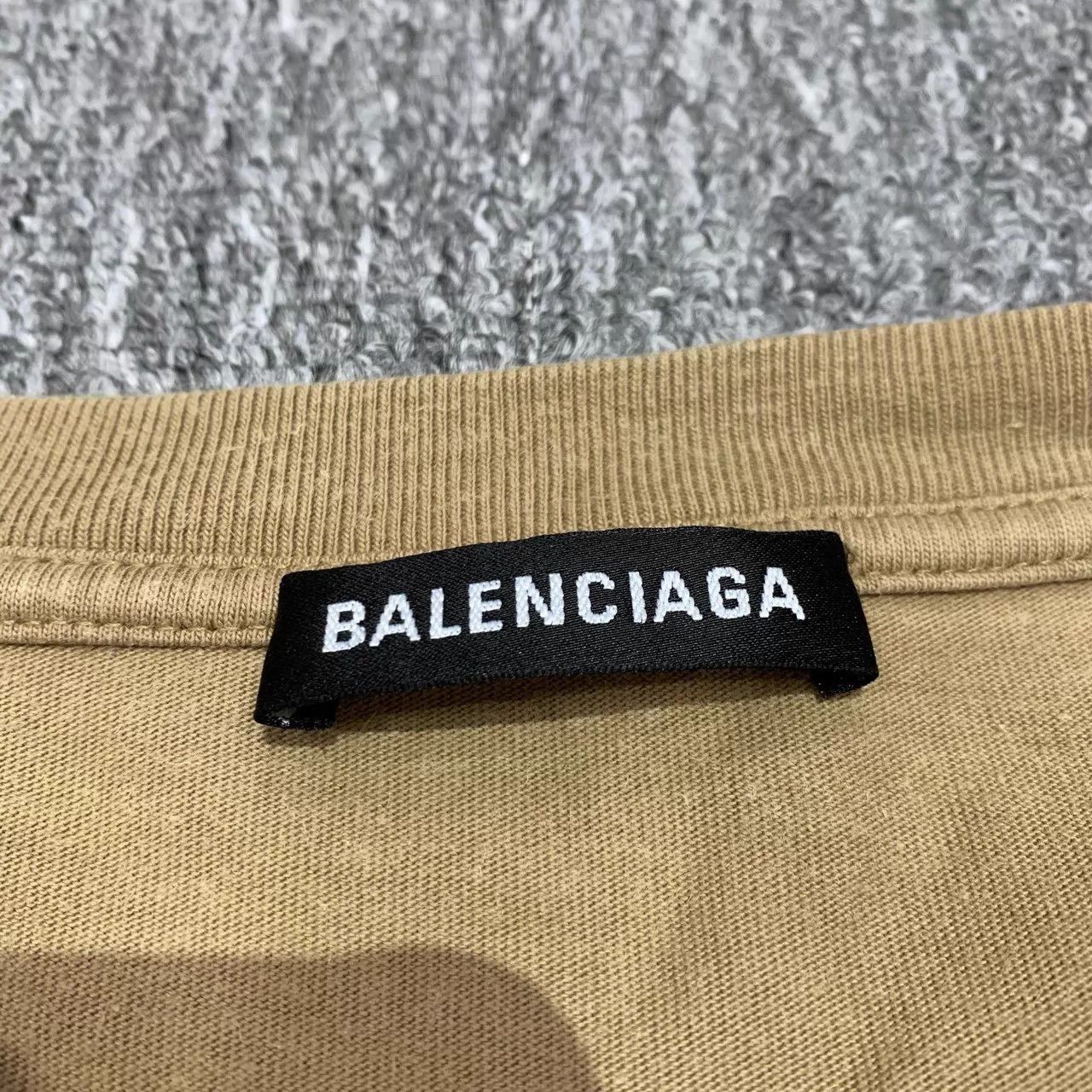 Balenciaga Balenciaga khaki wheatcrown s/s S 95 new ZQ004 Size US S / EU 44-46 / 1 - 5 Thumbnail