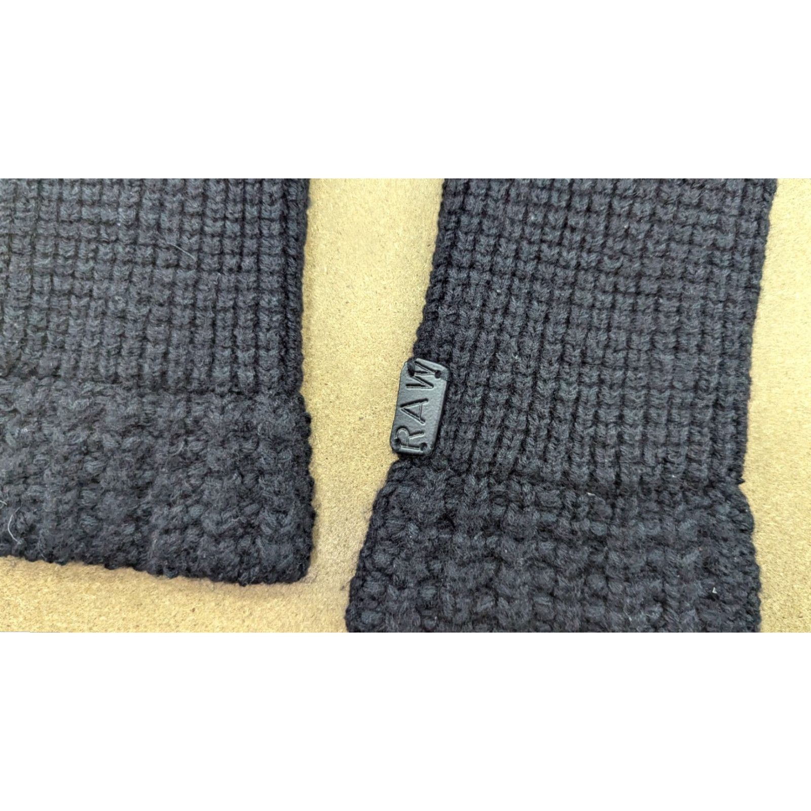 G-Star VINTAGE: No? (skip) G-Star Raw Womens Fingerless Gloves One Size Black Stretch Glove Womens Fingerless Black Stretch G-Star Raw One Size Black Gloves Size ONE SIZE - 3 Thumbnail