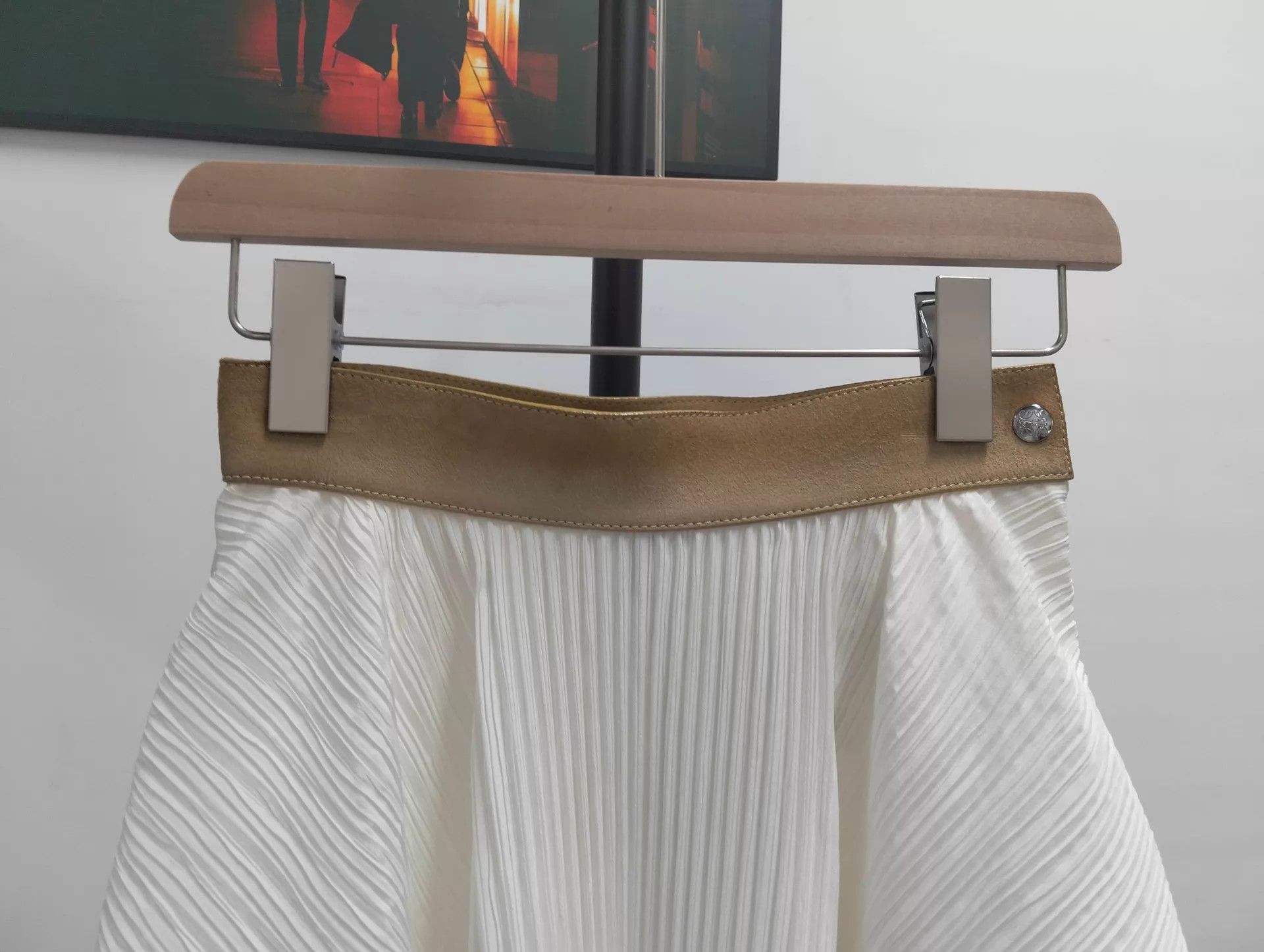 Loewe Loewe Asymmetric Pleated Skirt FR34 Size 25" / US 0 / IT 36 - 6 Thumbnail
