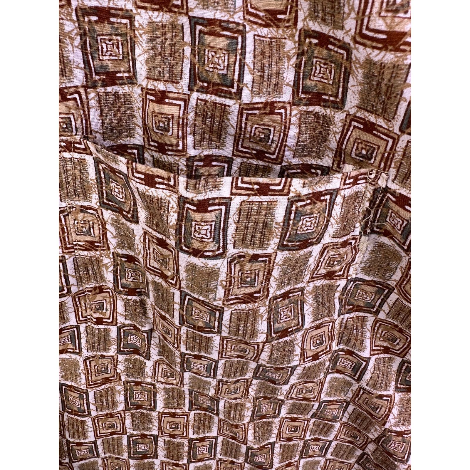 Natural Issue Natural Issue Brown Square pattern Button Down Shirt Size M Size US M / EU 48-50 / 2 - 6 Thumbnail