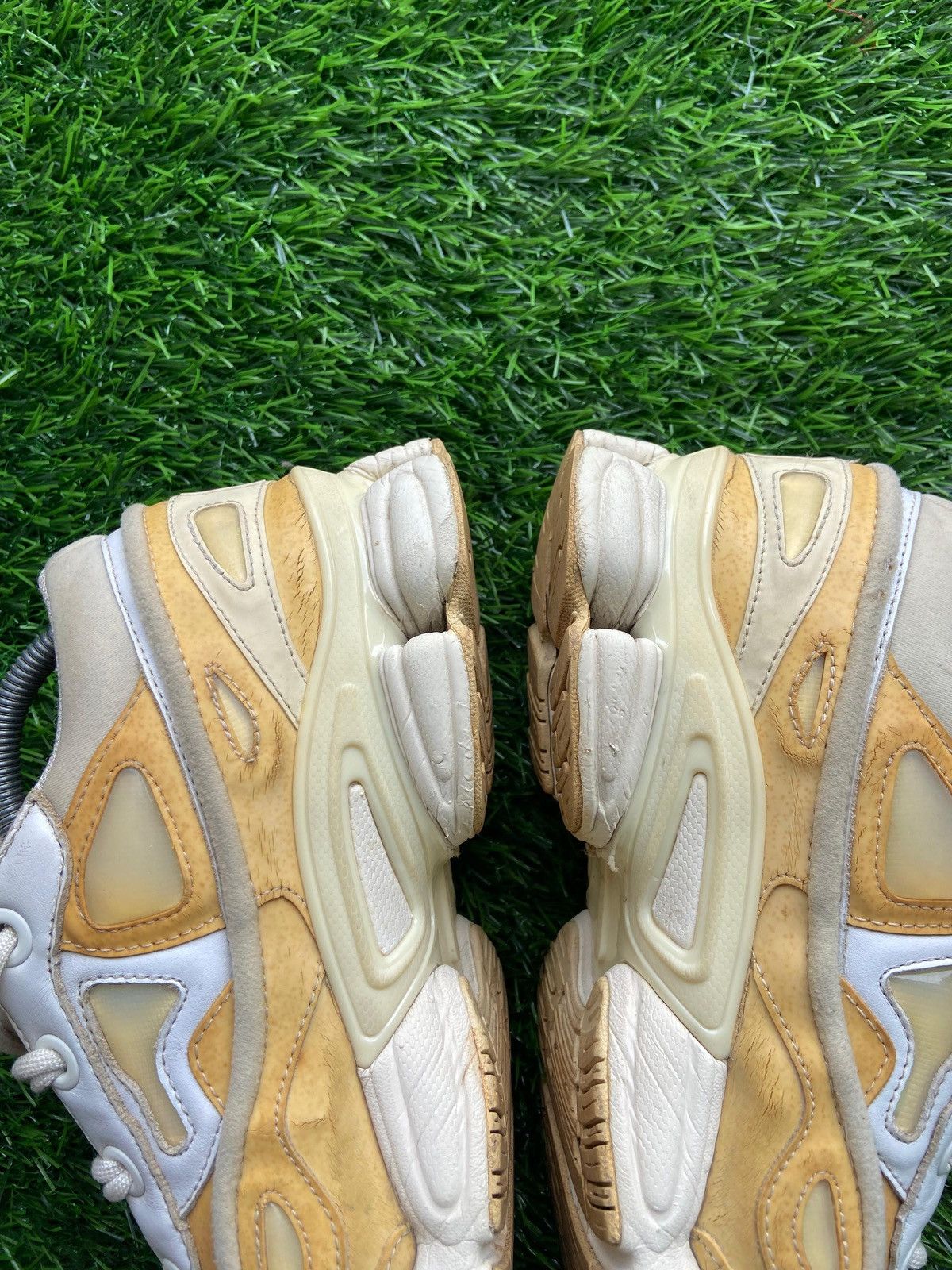 Adidas × Raf Simons Adidas Raf Simons Ozweego Bunny Cream 2017 Size US 8.5 / EU 41-42 - 7 Thumbnail