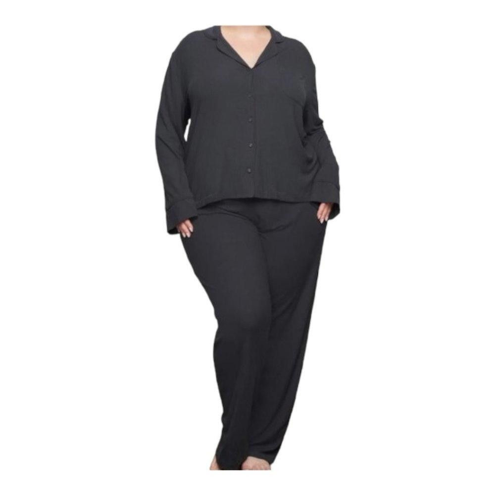Designer NT316 SKIMS NWT RIBBED LONG SLEEVE LOUNGE SHIRT 4X Size ONE SIZE - 1 Preview