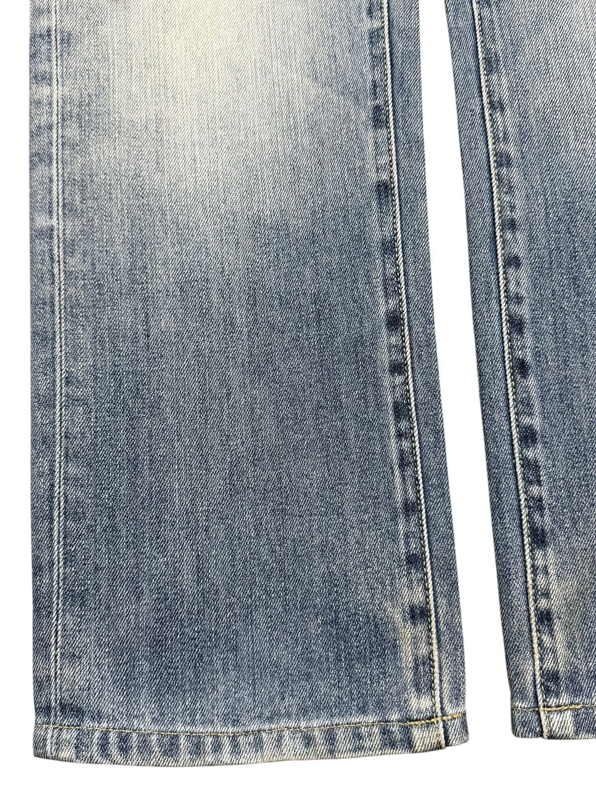 Uniqlo Vintage Y2K Uniqlo Light Faded Wash Distress Straight Leg Size US 32 / EU 48 - 7 Thumbnail