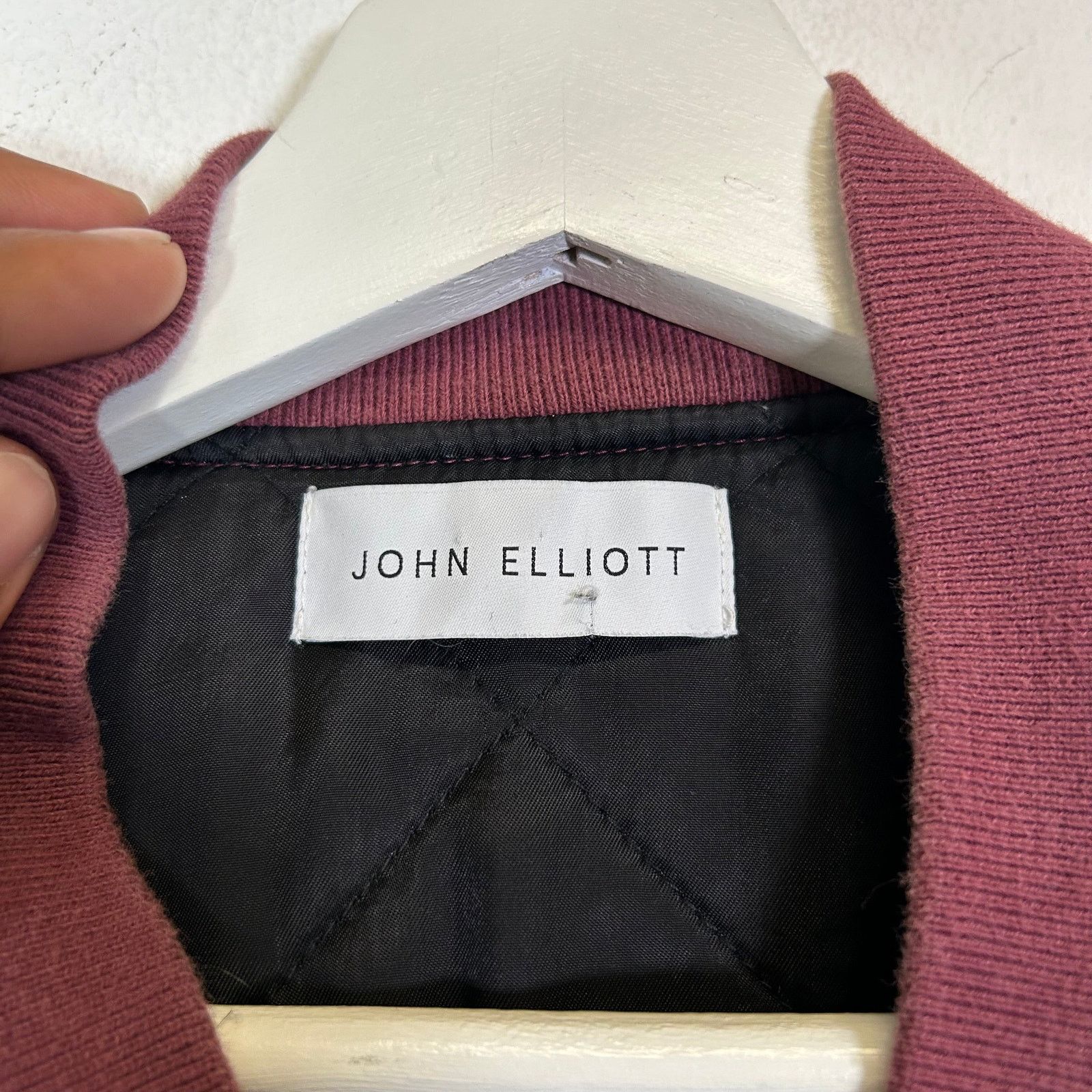 John Elliott John Elliot Burgundy Nylon Bomber Jacket Size L Size US L / EU 52-54 / 3 - 3 Thumbnail
