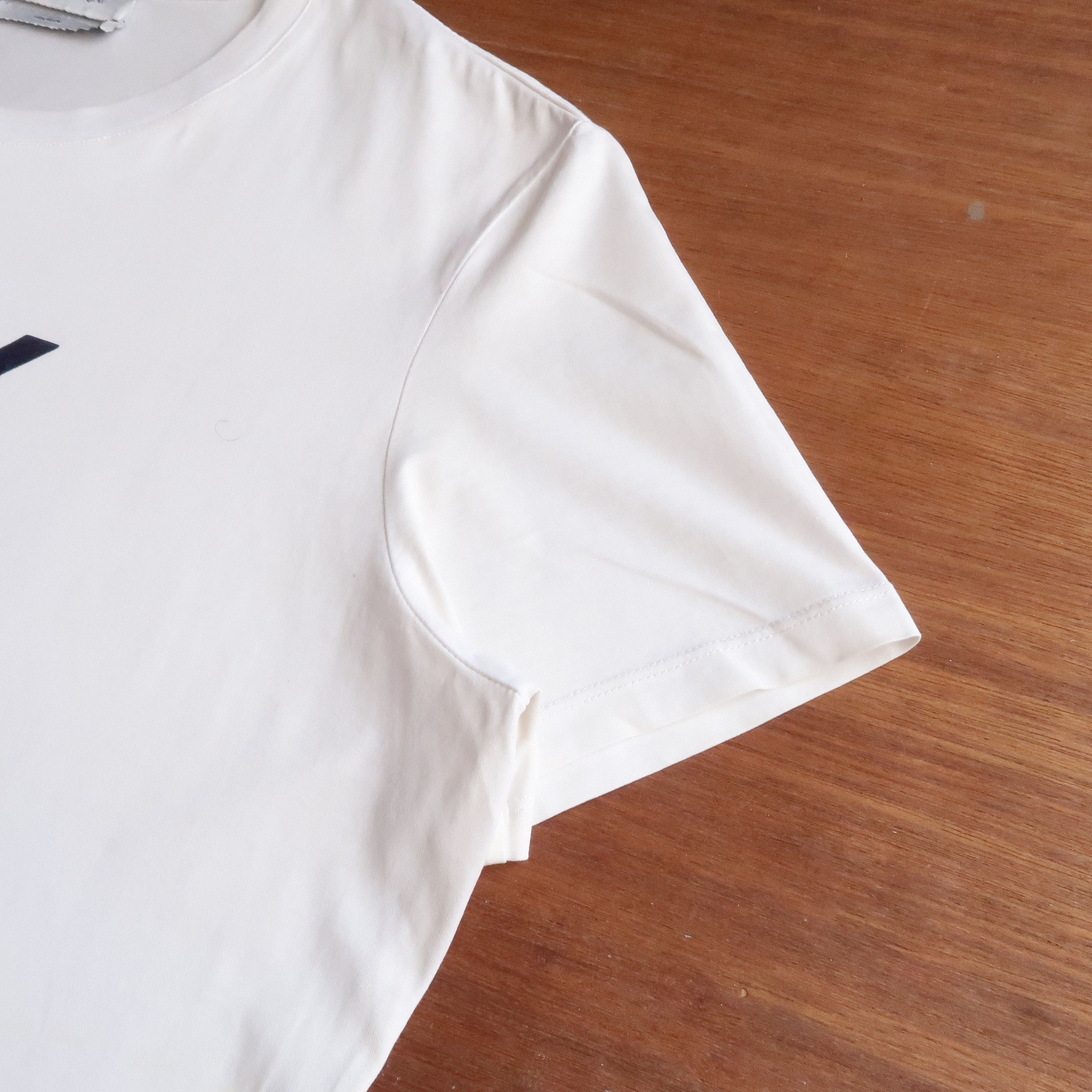 Yves Saint Laurent Yves Saint Laurent T-Shirt Big Logo Size US M / EU 48-50 / 2 - 6 Thumbnail