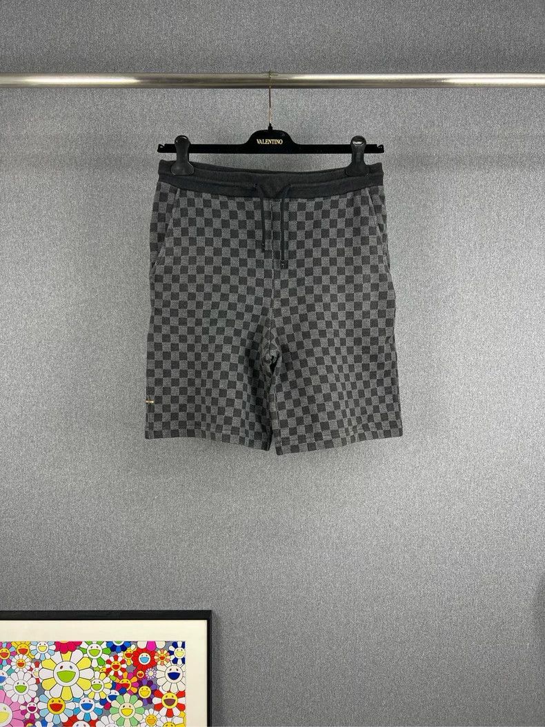 Louis Vuitton Louis Vuitton size s Checkerboard shorts Size US 28 / EU 44 - 1 Thumbnail
