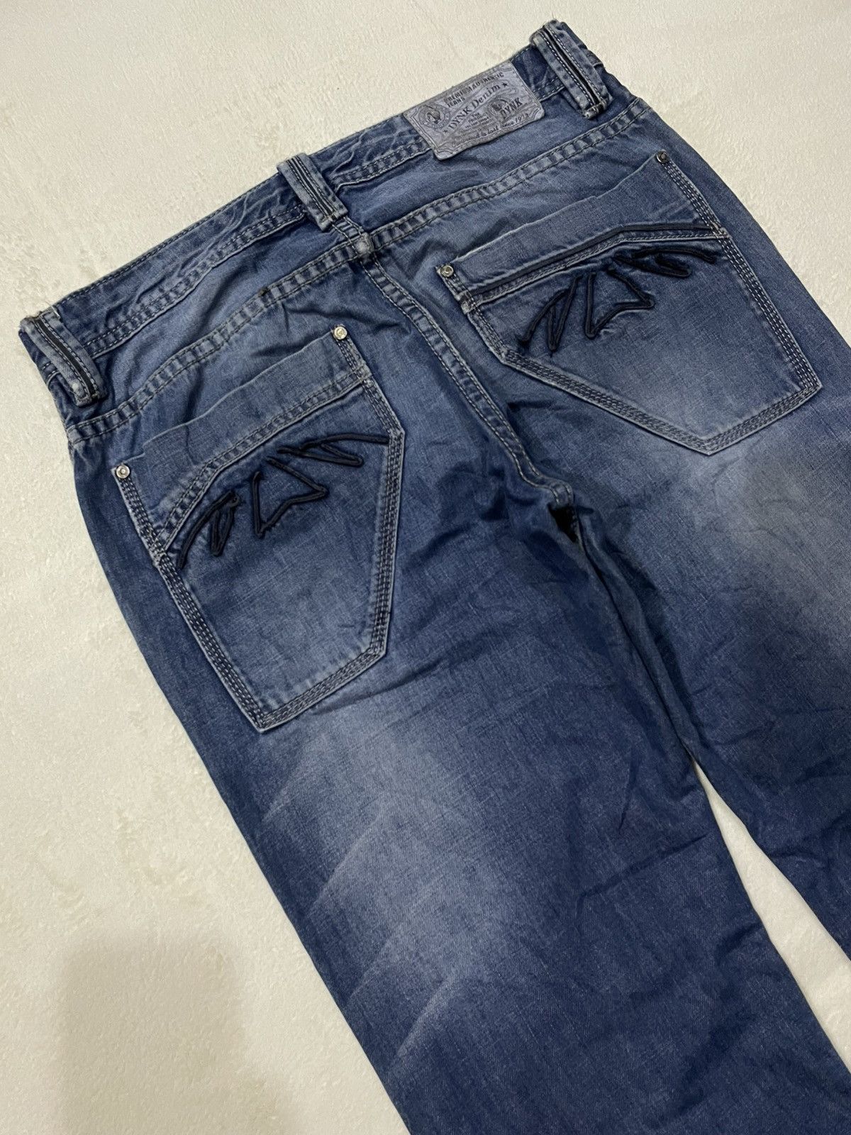 Japanese Brand Vintage DYNK Denim Straight Cut Mudwash Faded Jeans Size US 31 - 14 Thumbnail