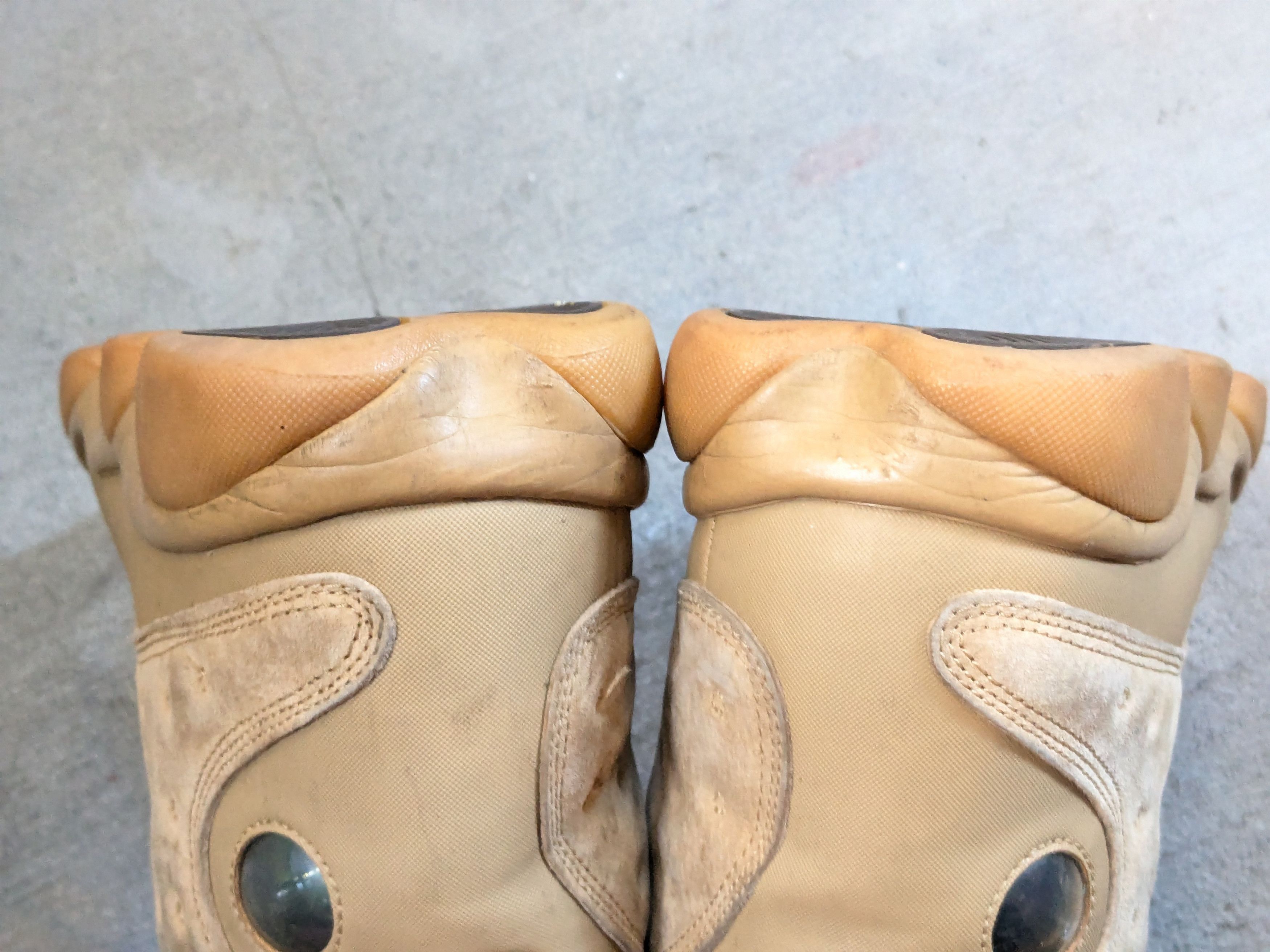 Jordan Brand × Nike Nike Air Jordan 13 Retro Wheat Size 11 2017 414571-705 Size US 11 / EU 44 - 17 Thumbnail
