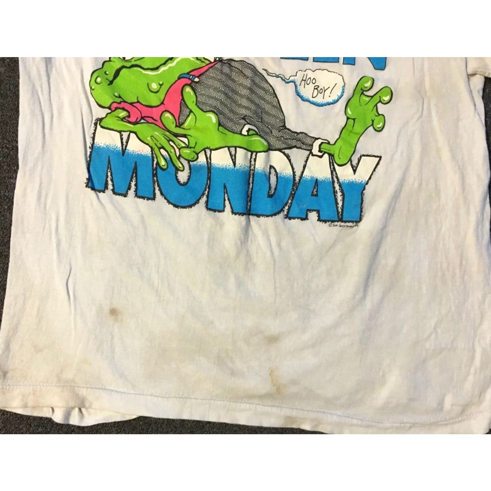 Vintage VINTAGE This Whole Week Has Been Monday Faded Distress Shirt XL White Men Short Sleeve T-Shirt Casual Grunge Funny Humour 80s 90s USA USA Front Size US XL / EU 56 / 4 - 5 Thumbnail