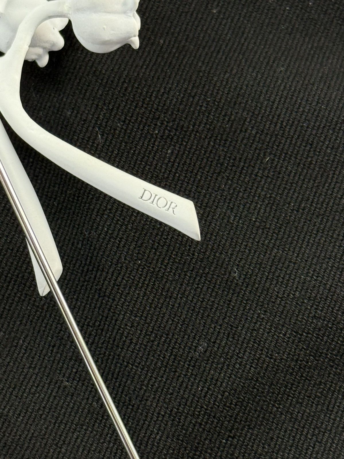 Daniel Arsham × Dior Dior x Daniel Arshman lily of the valley brooch Size ONE SIZE - 6 Thumbnail