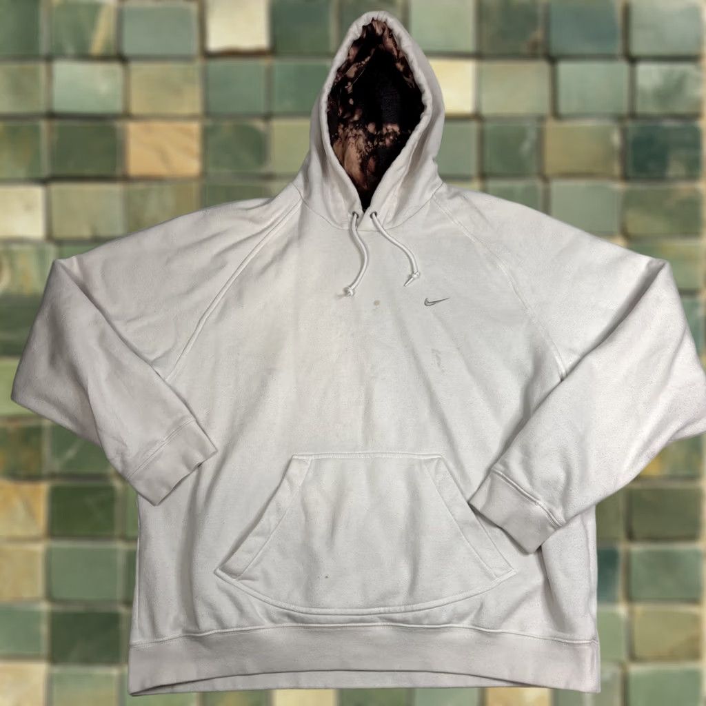 Nike VINTAGE Nike Hoodie Pullover Hooded Men XL Gray White Bleached Hood Tag Stains on front Size US XL / EU 56 / 4 - 1 Thumbnail