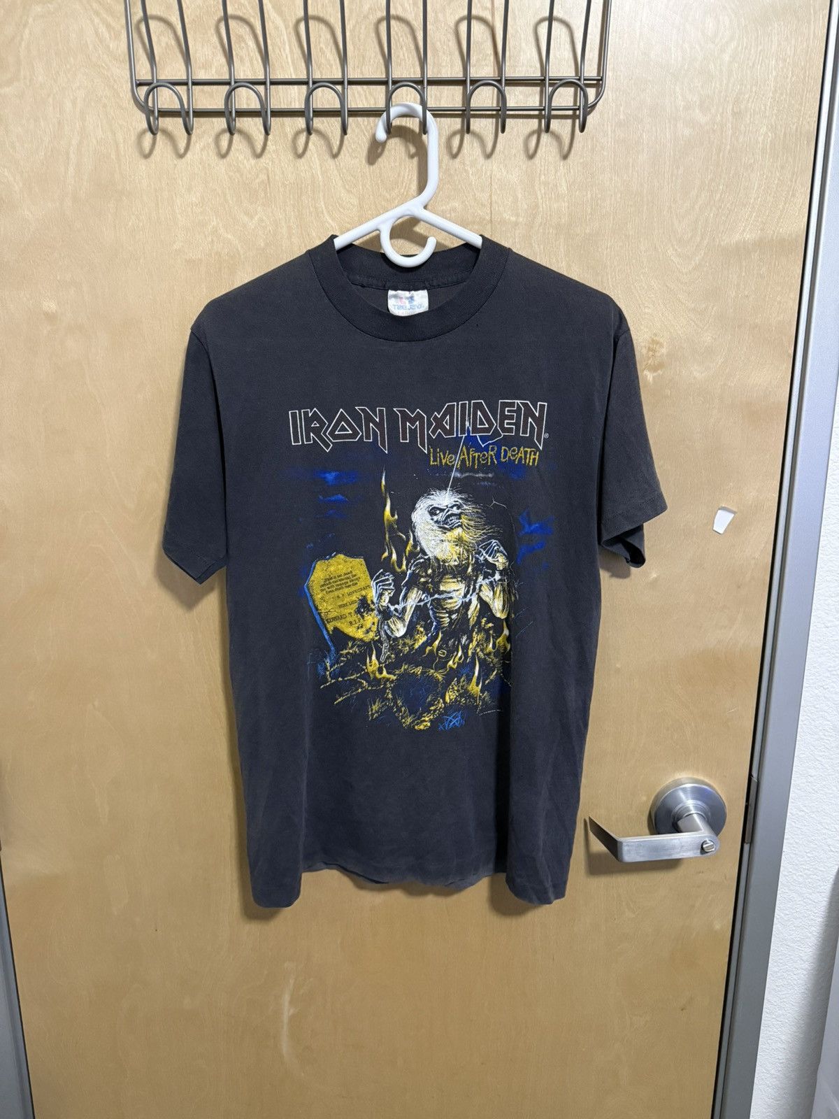 Iron Maiden RARE VINTAGE IRON MAIDEN TSHIRT Size US L / EU 52-54 / 3 - 1 Thumbnail